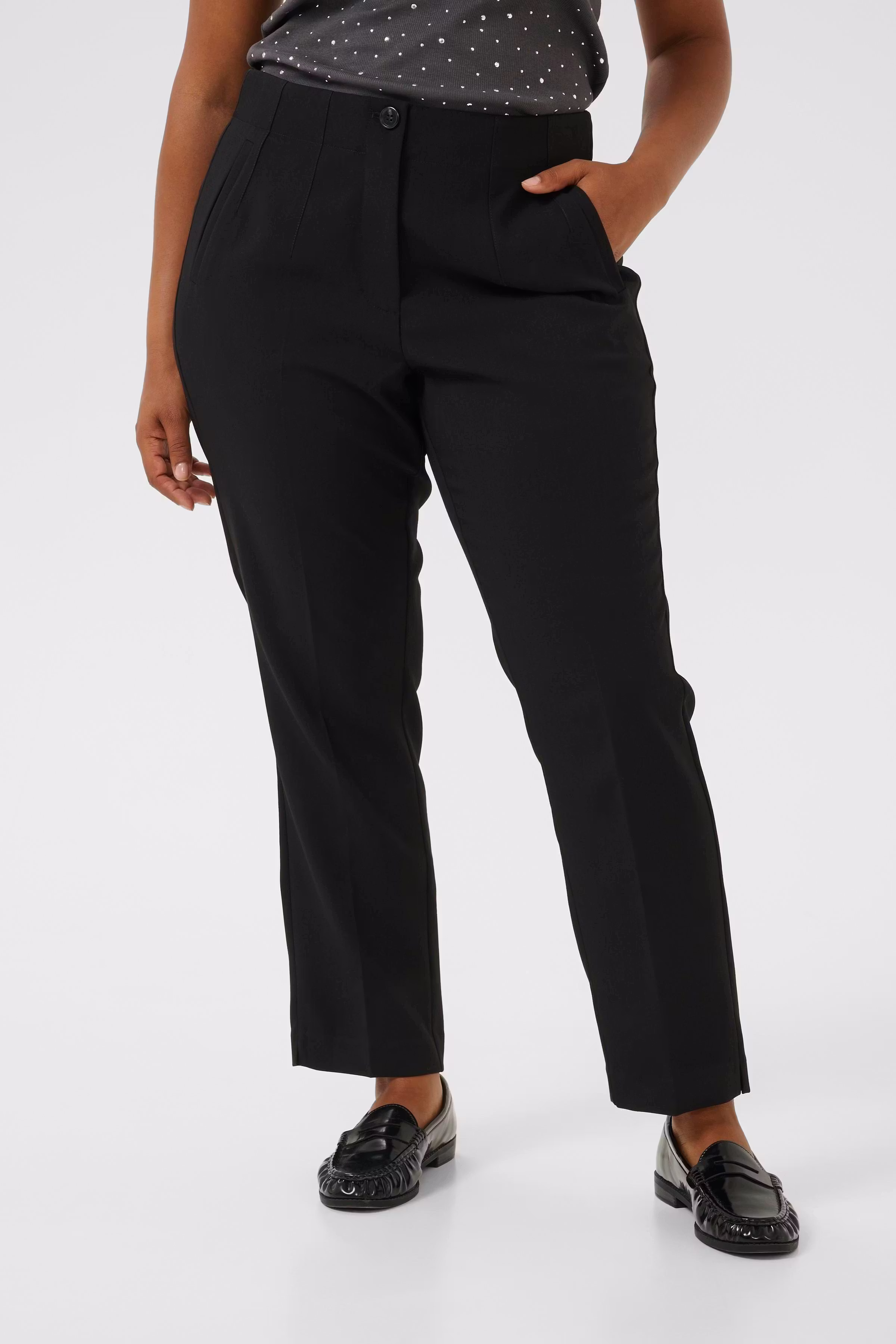 KCelia Trousers LOOKBOOK FRONT 10583634-100121