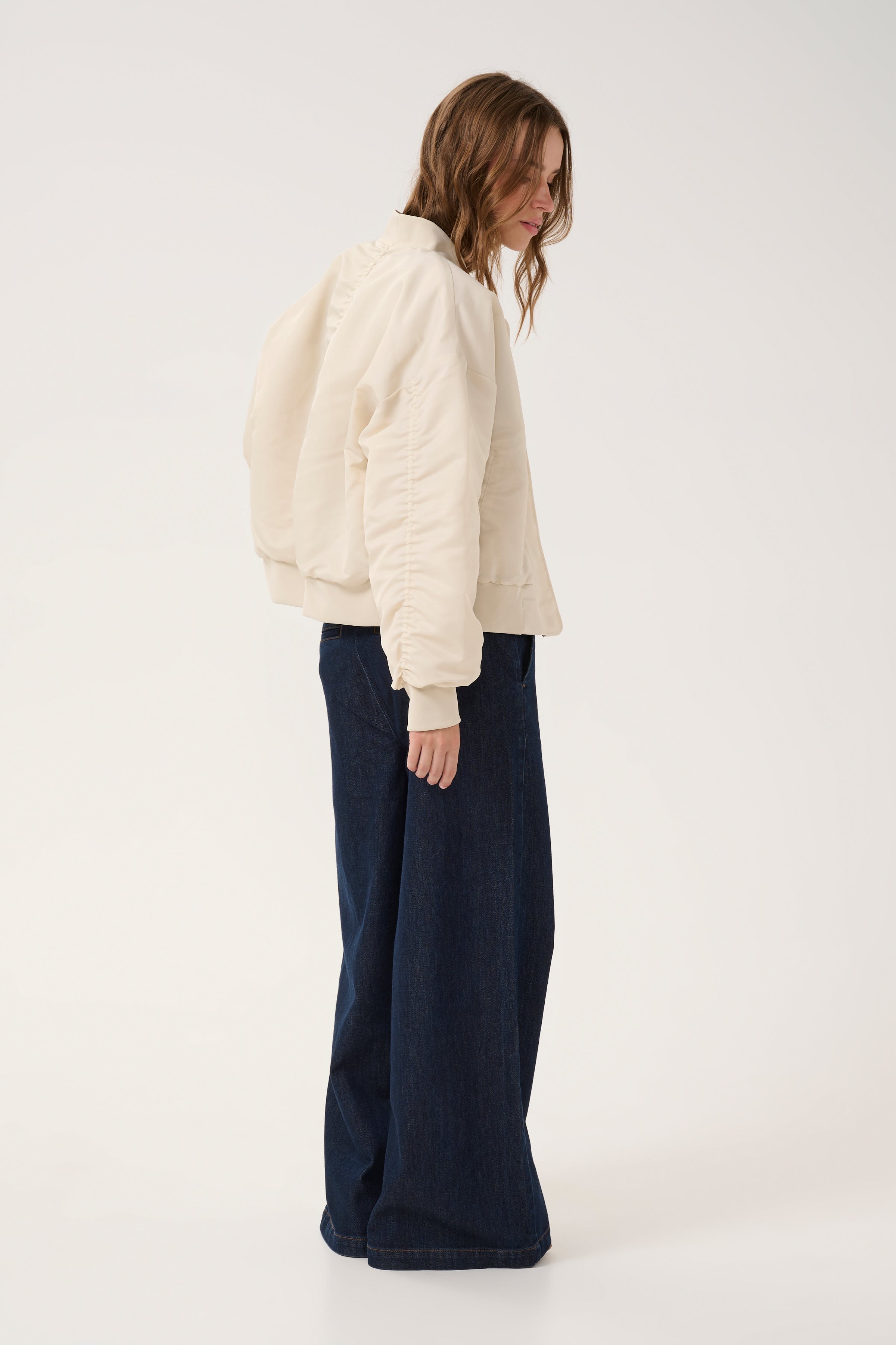 HelgaMW Short Bomber LOOKBOOK BACK 10705042-130401