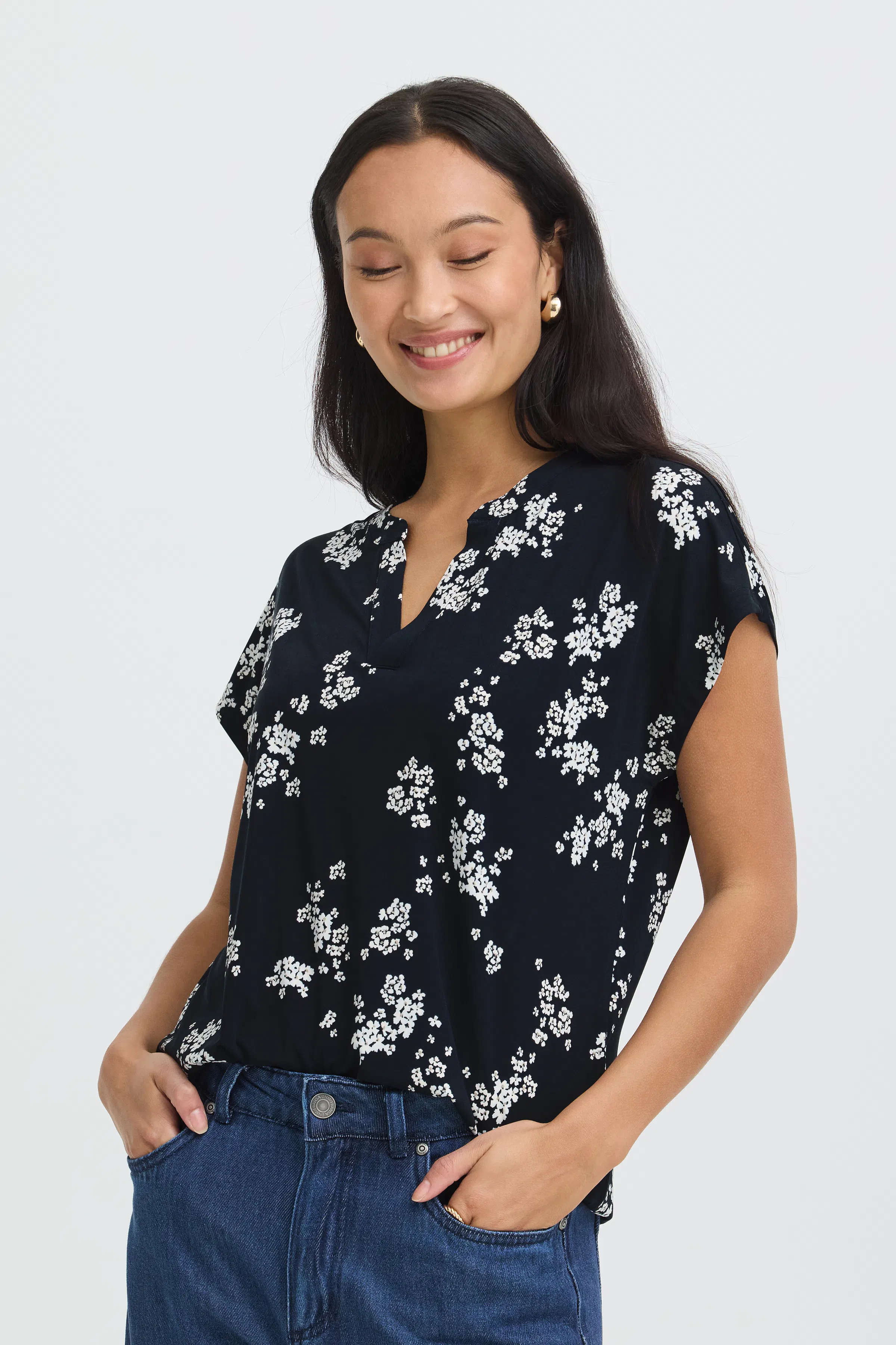 FRSEEN Bluse LOOKBOOK FRONT 20618048-900010054