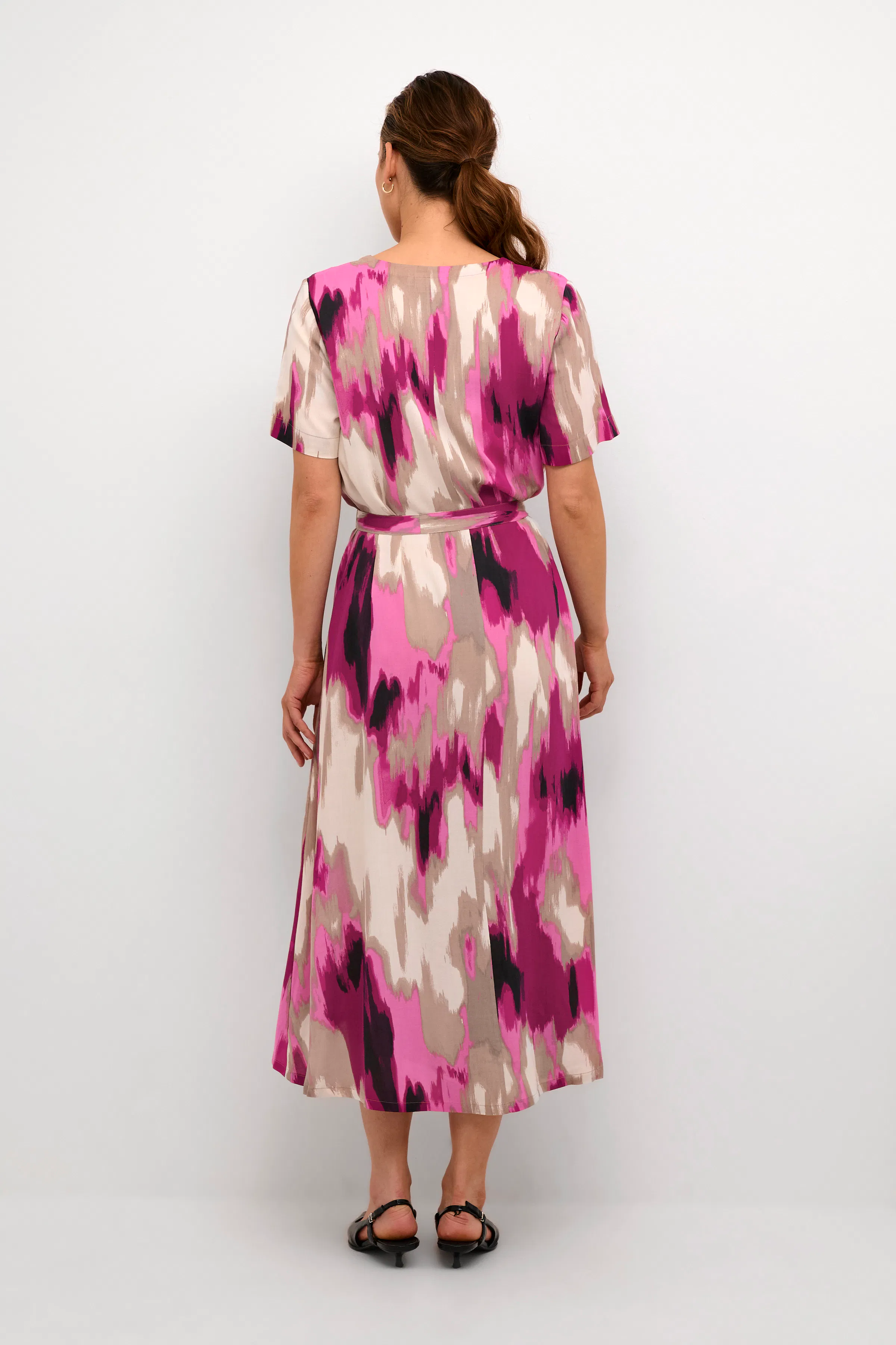 KAbeathe Kjole LOOKBOOK BACK 10508894-106682