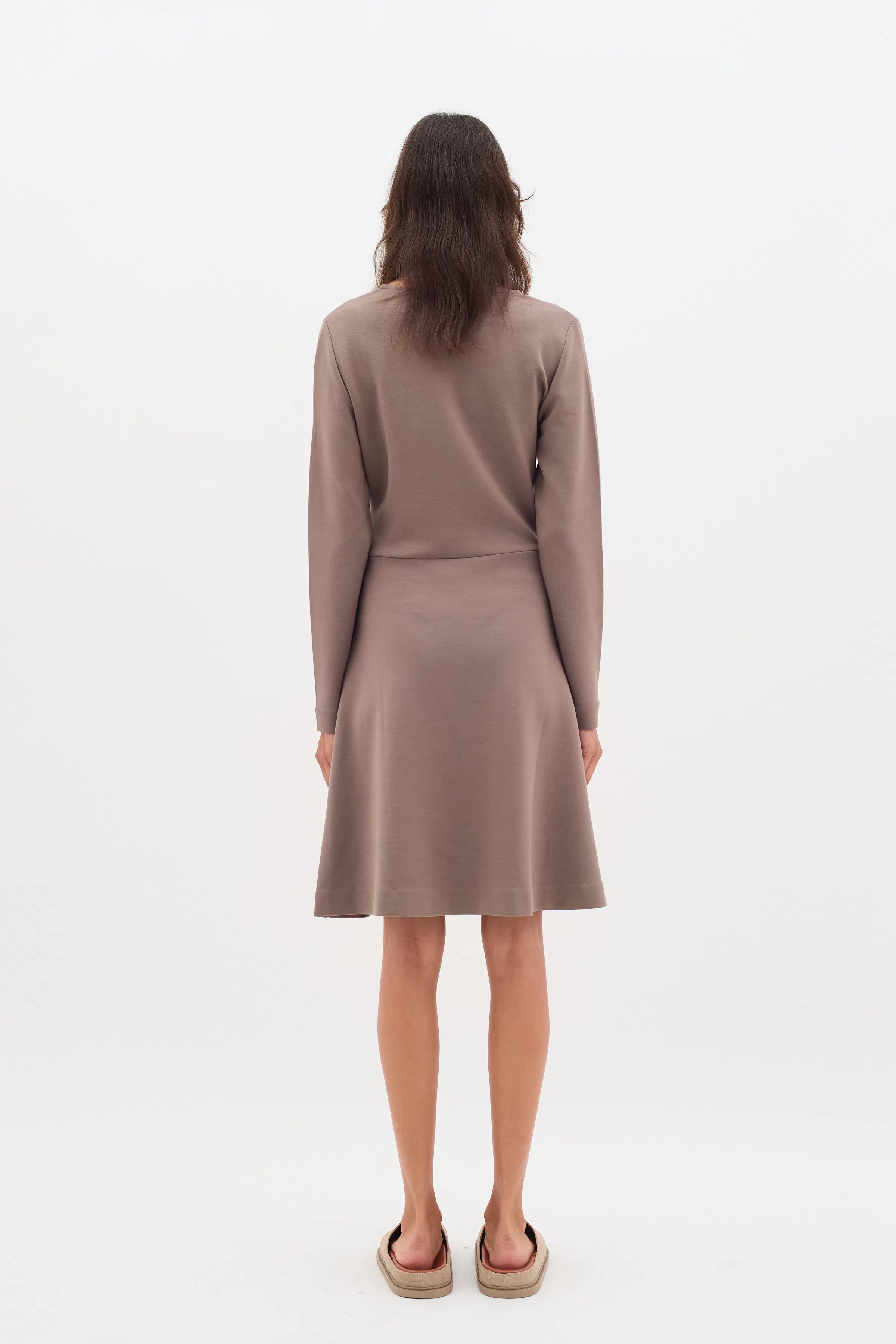 MaraiaIW Kjole LOOKBOOK BACK 30110483-181304