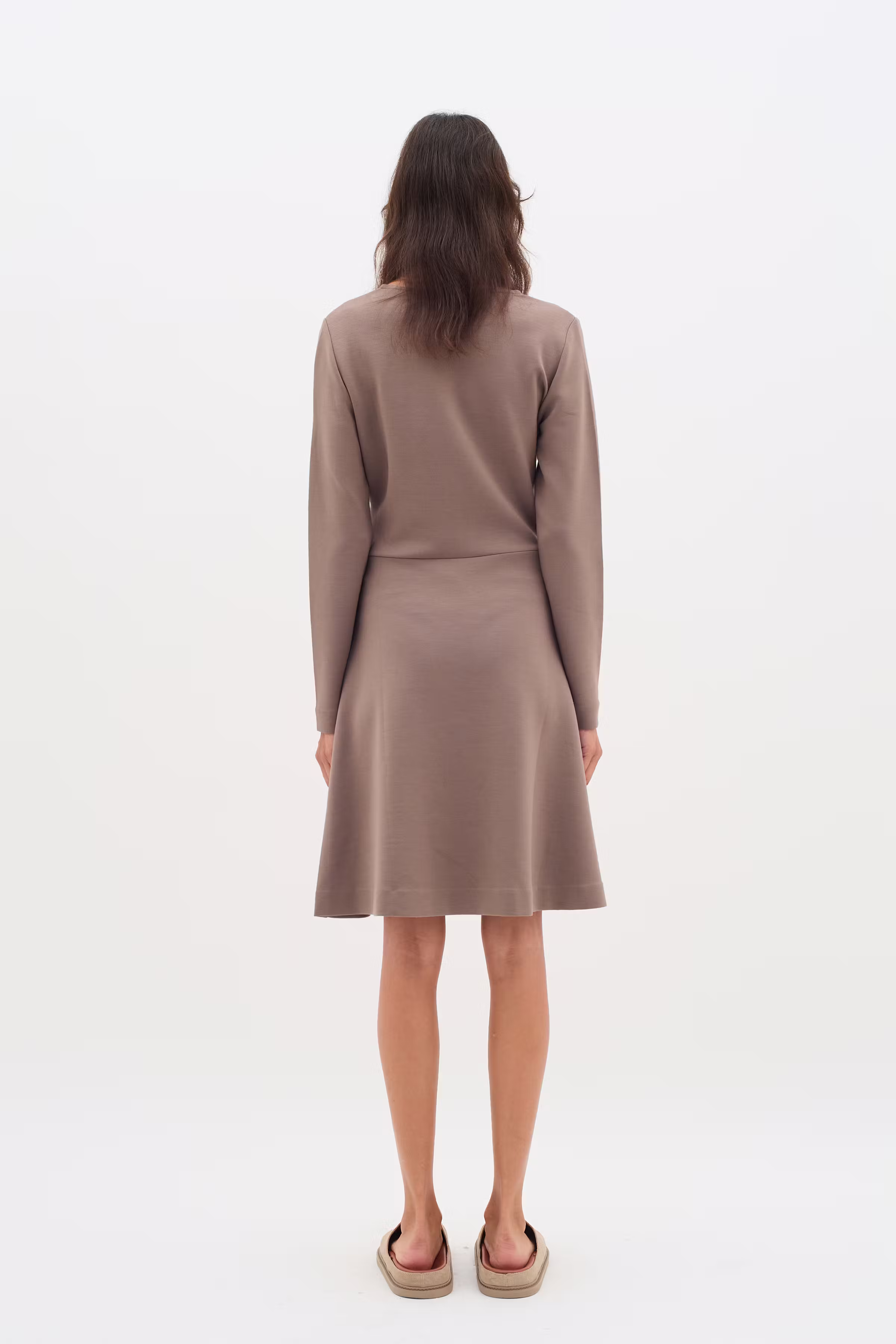 MaraiaIW Kjole LOOKBOOK BACK 30110483-181304