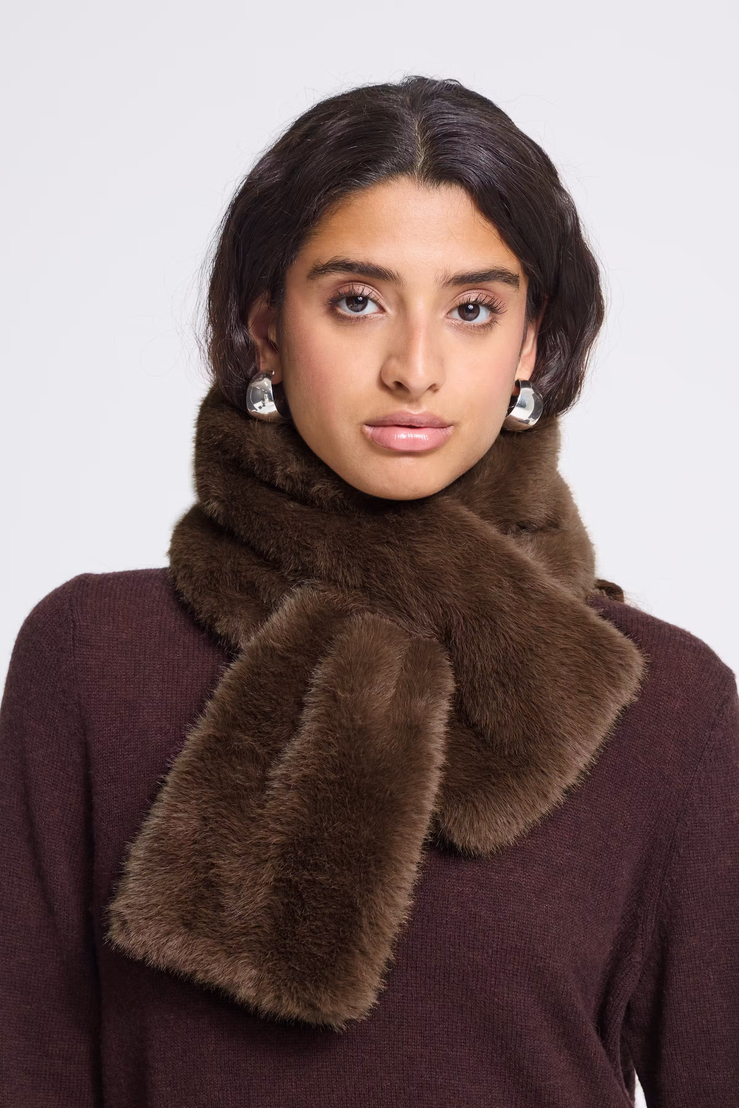 IAEBNA Scarf LOOKBOOK DETAIL 20127169-190915