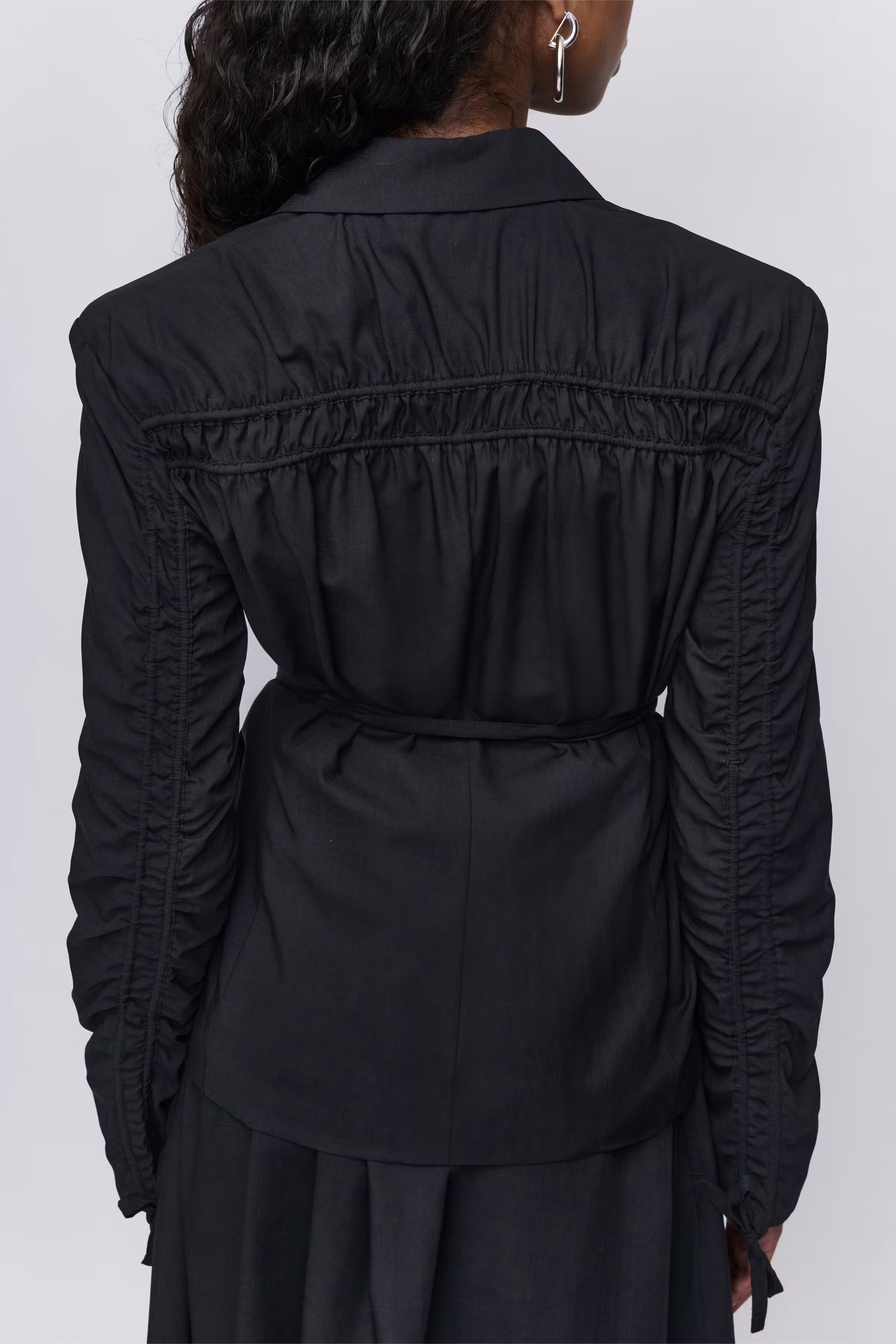 IO Blazer LOOKBOOK DETAIL 30600712-BK999