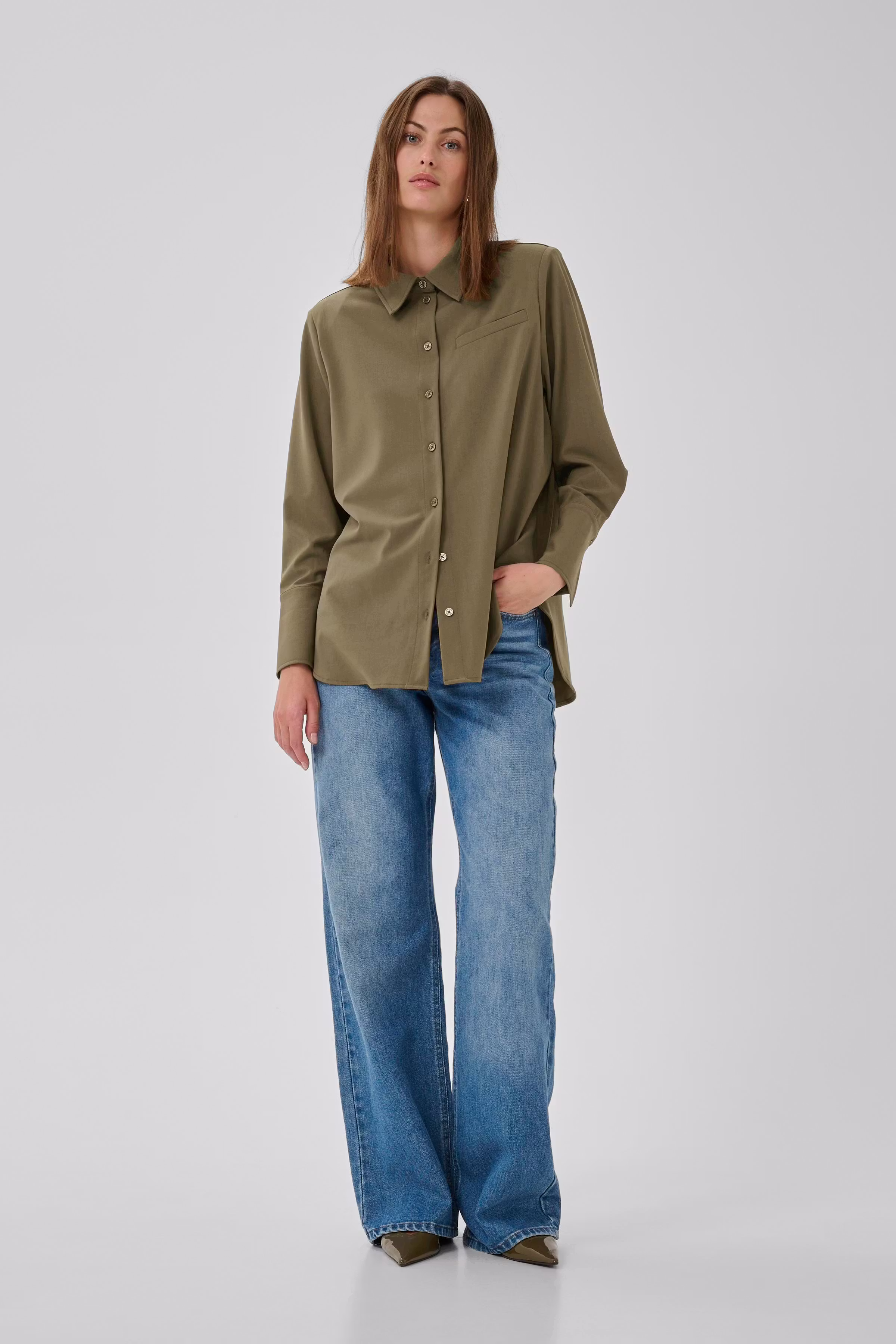 MWHace Shirt LOOKBOOK FRONT 10705406-180820