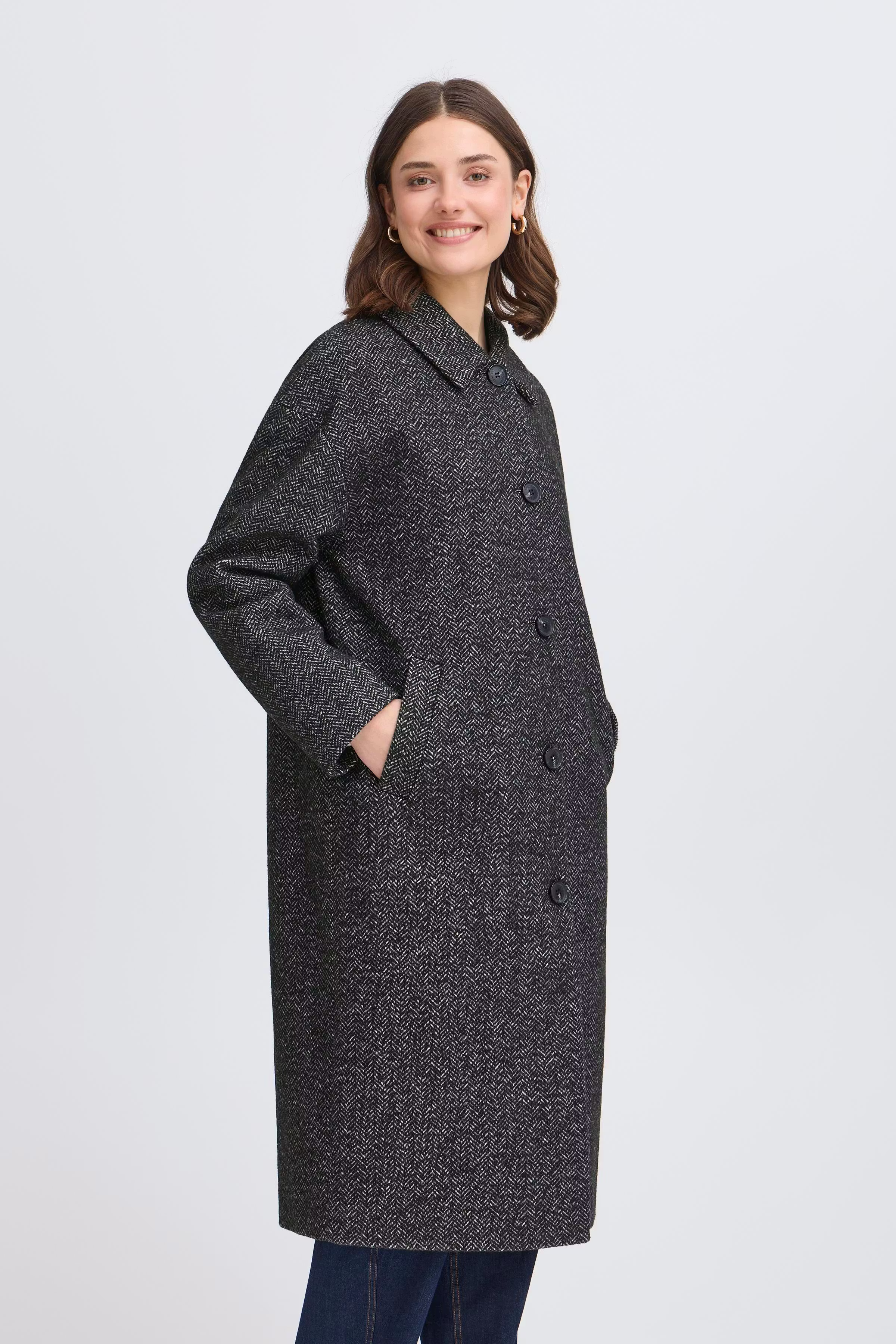 FREIVOR Outerwear LOOKBOOK FRONT 20615645-200115