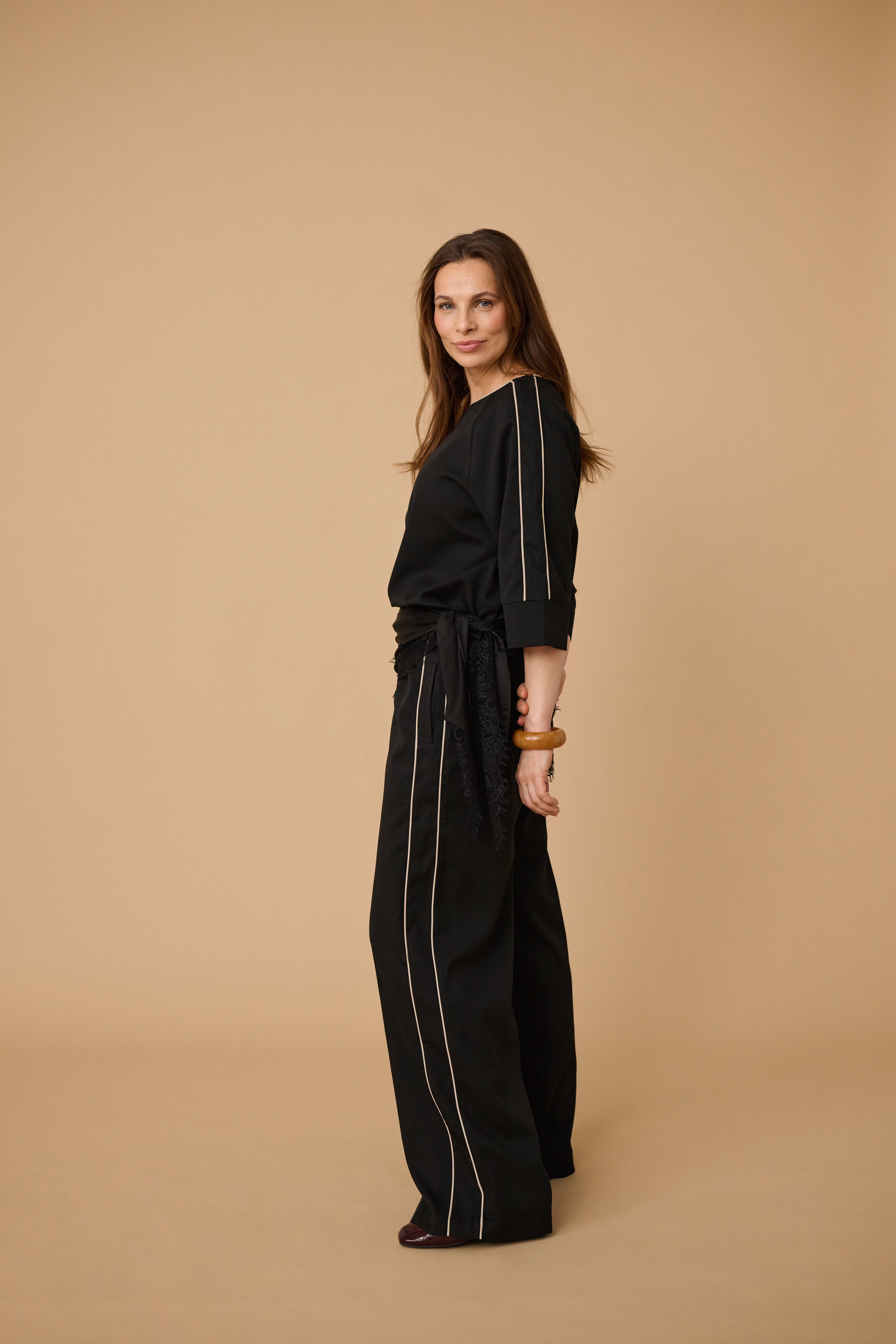 BProsalee Blouse LOCATION NONE 40200123-100121