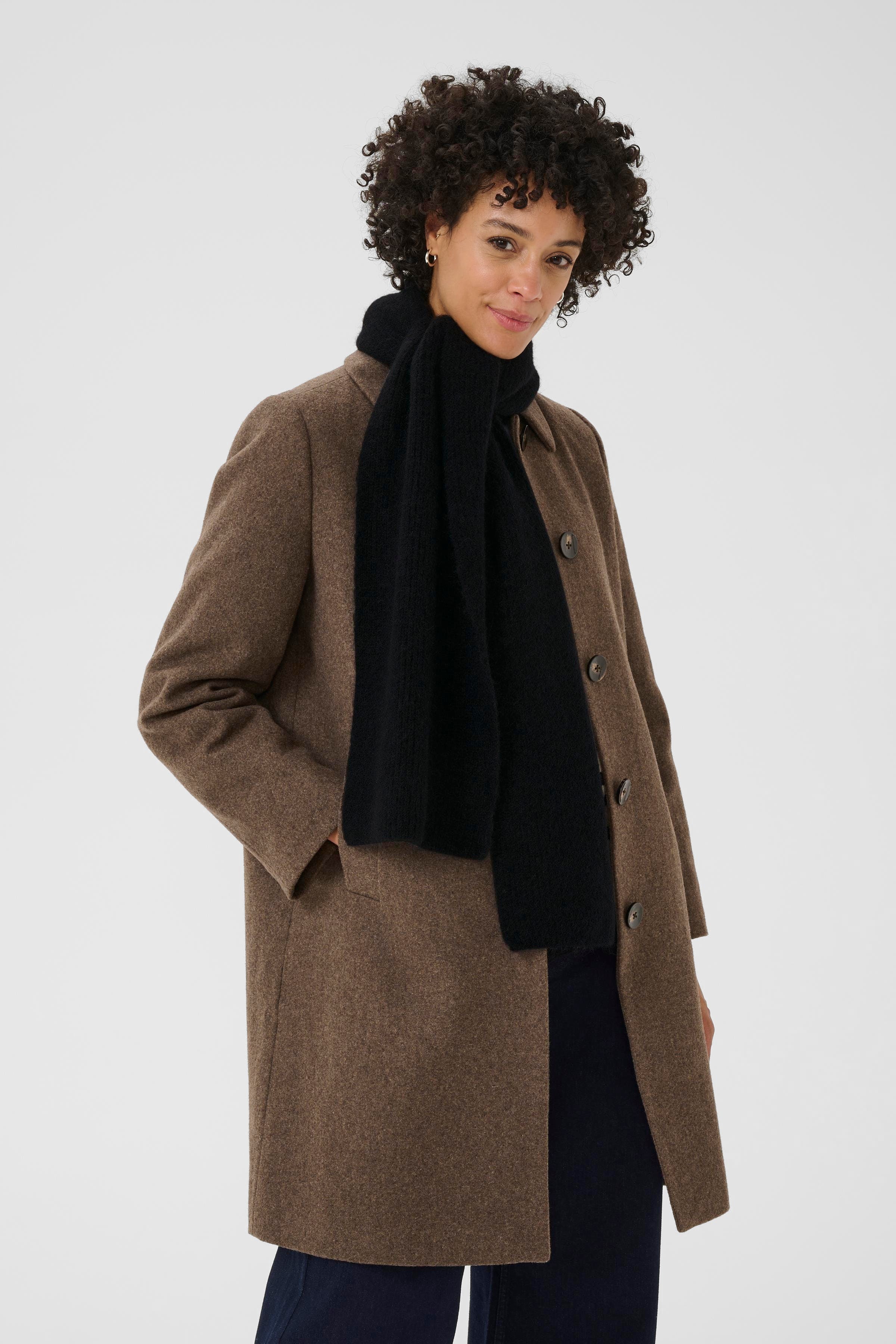 SveaPW Sjaal LOOKBOOK FRONT 30309892-194008