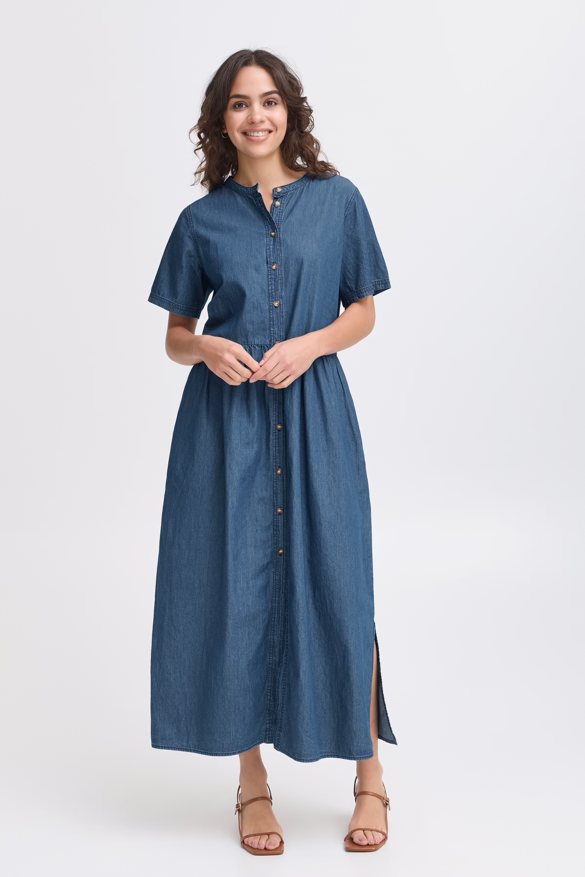 FRKINDRA Kjole LOOKBOOK FRONT 20615746-200077