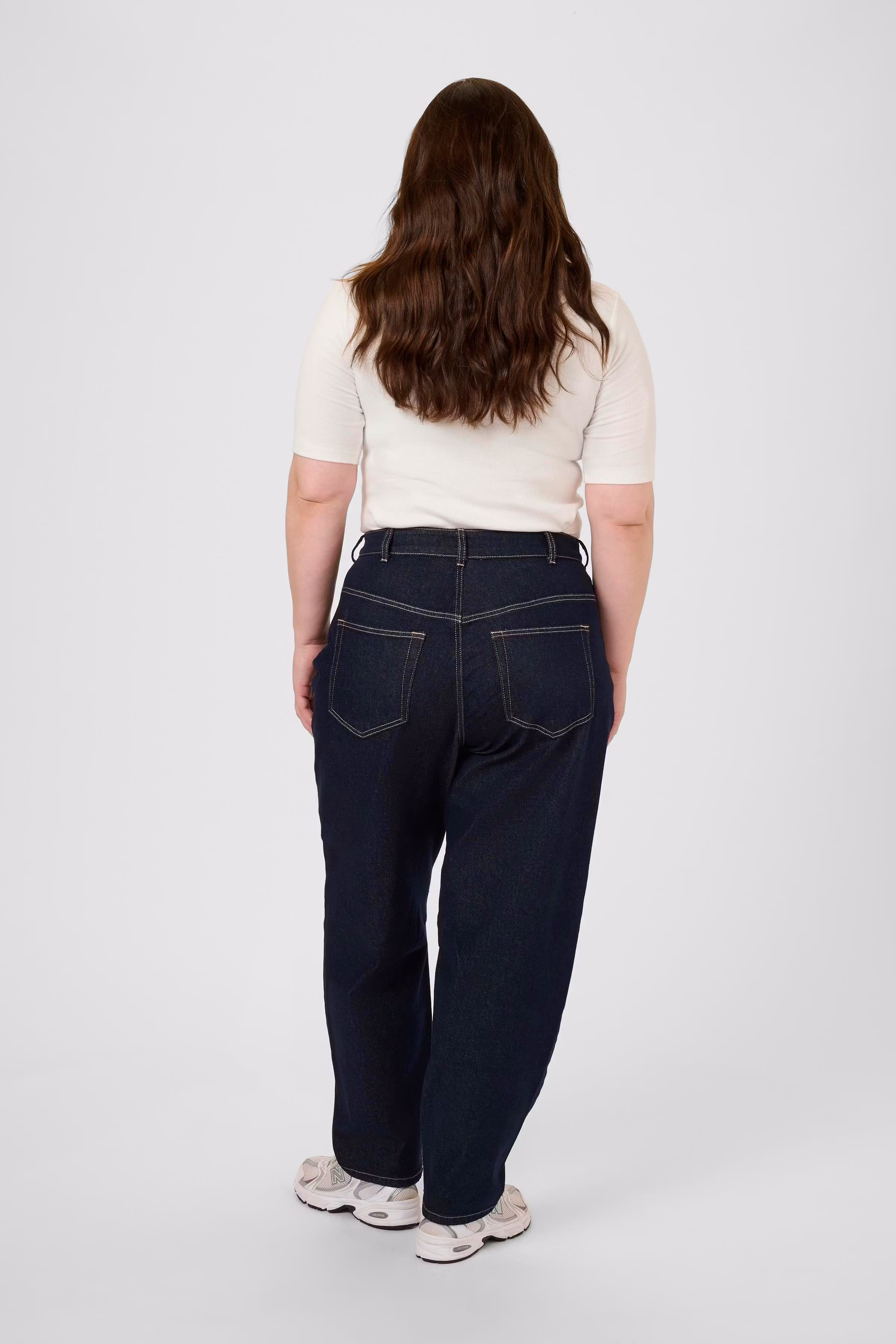 KCroria Barrel Jeans LOOKBOOK BACK 10584101-109243
