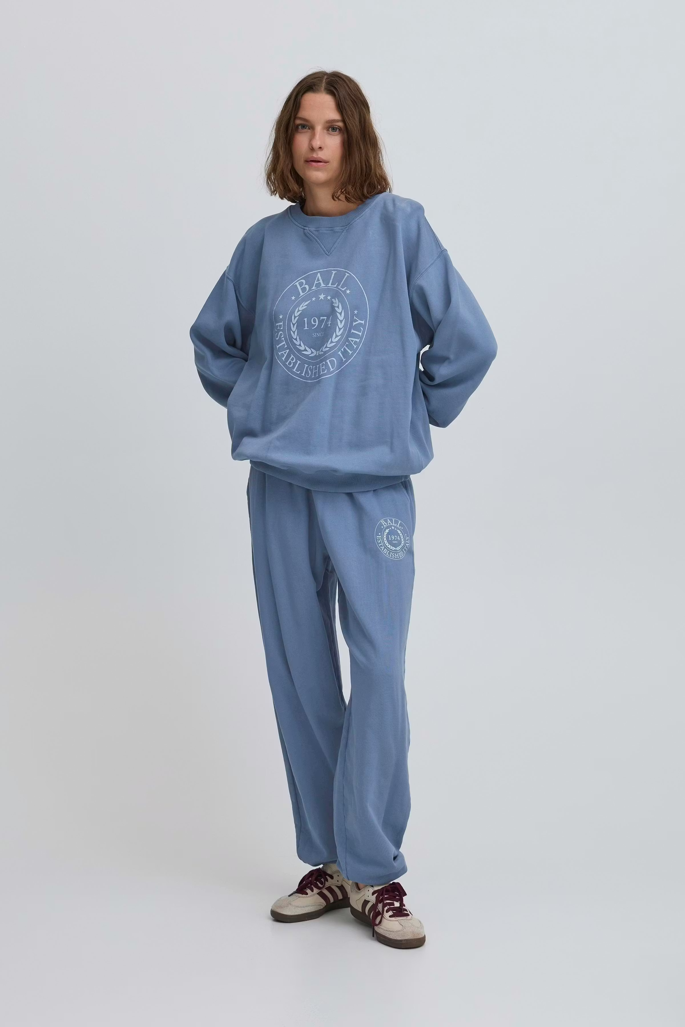 BABECCA Sweatshirt LOOKBOOK FRONT 50405009-184027