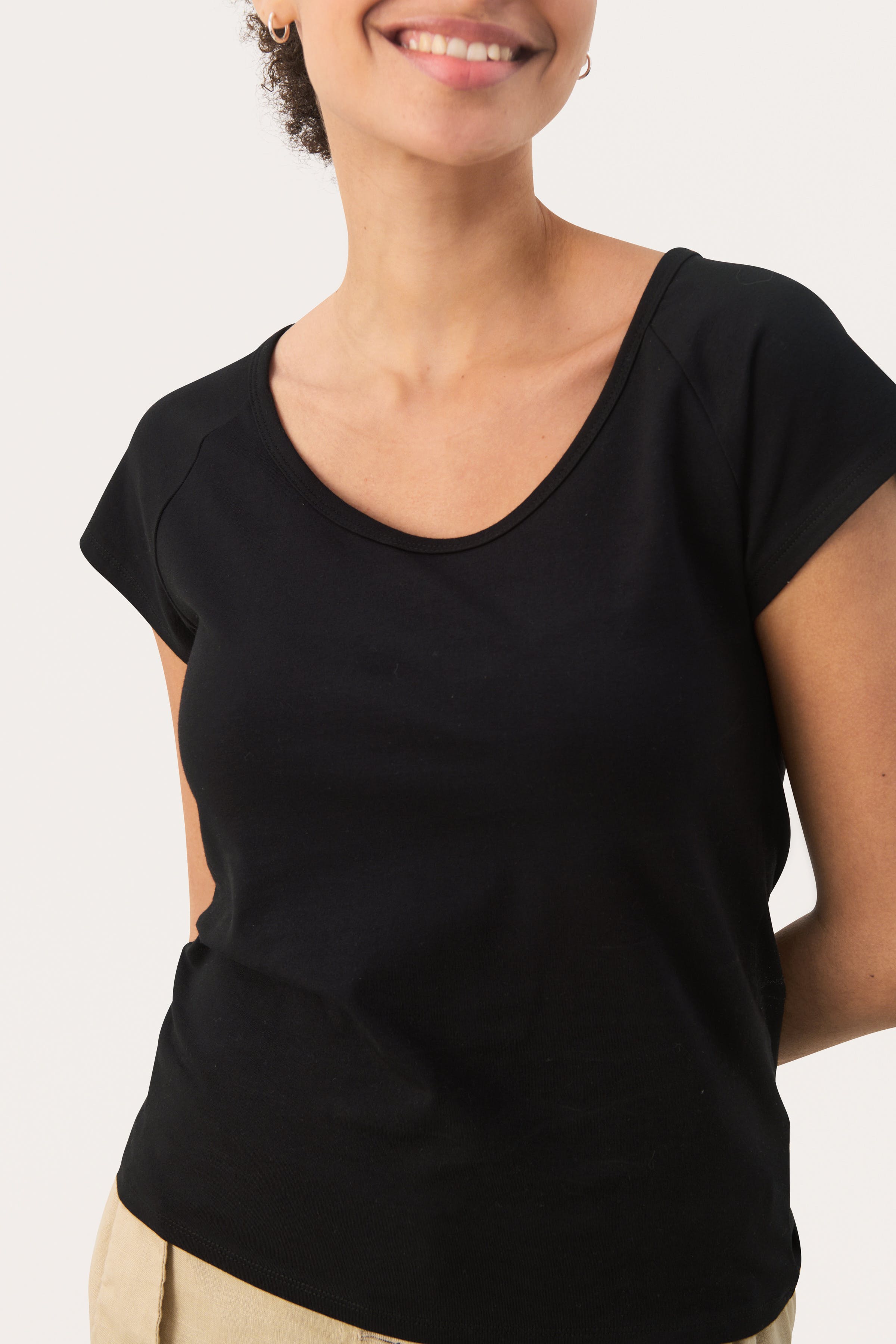 GwenythPW T-shirt LOOKBOOK FRONT 30308651-194008