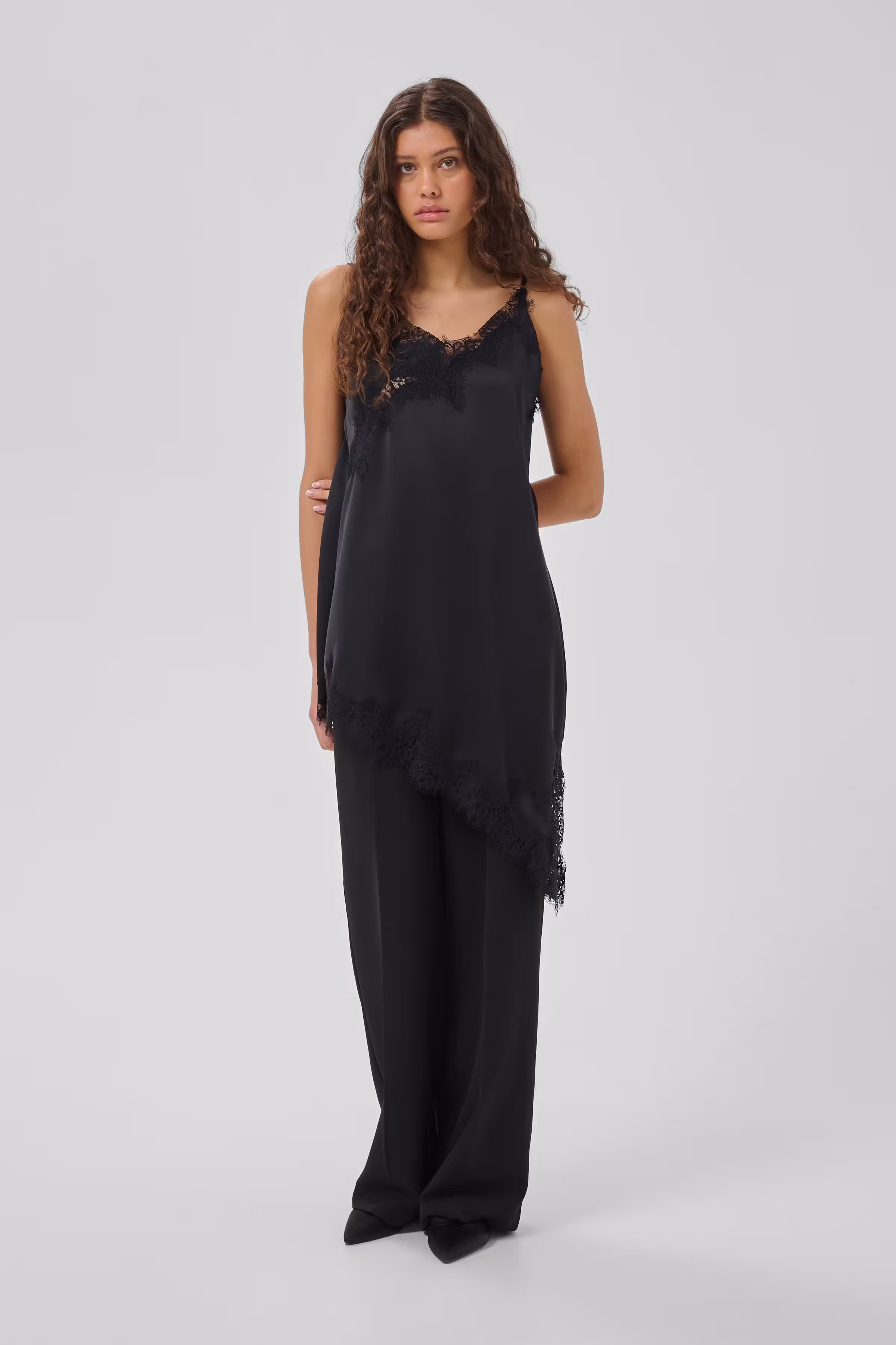 MWBrenda Dress LOOKBOOK FRONT 10705656-100031