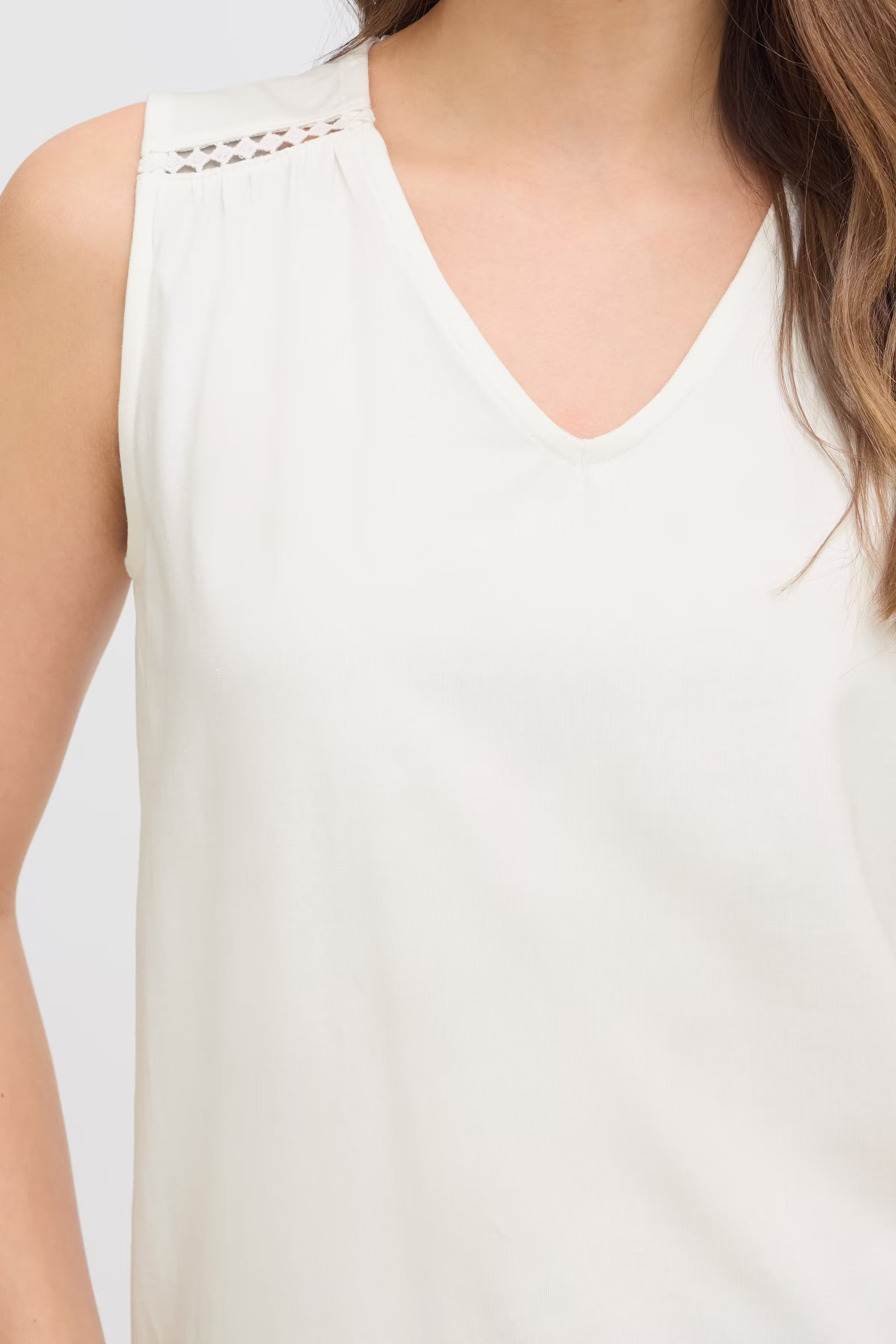 BYPANDINNA T-shirt LOOKBOOK DETAIL 20819040-114300
