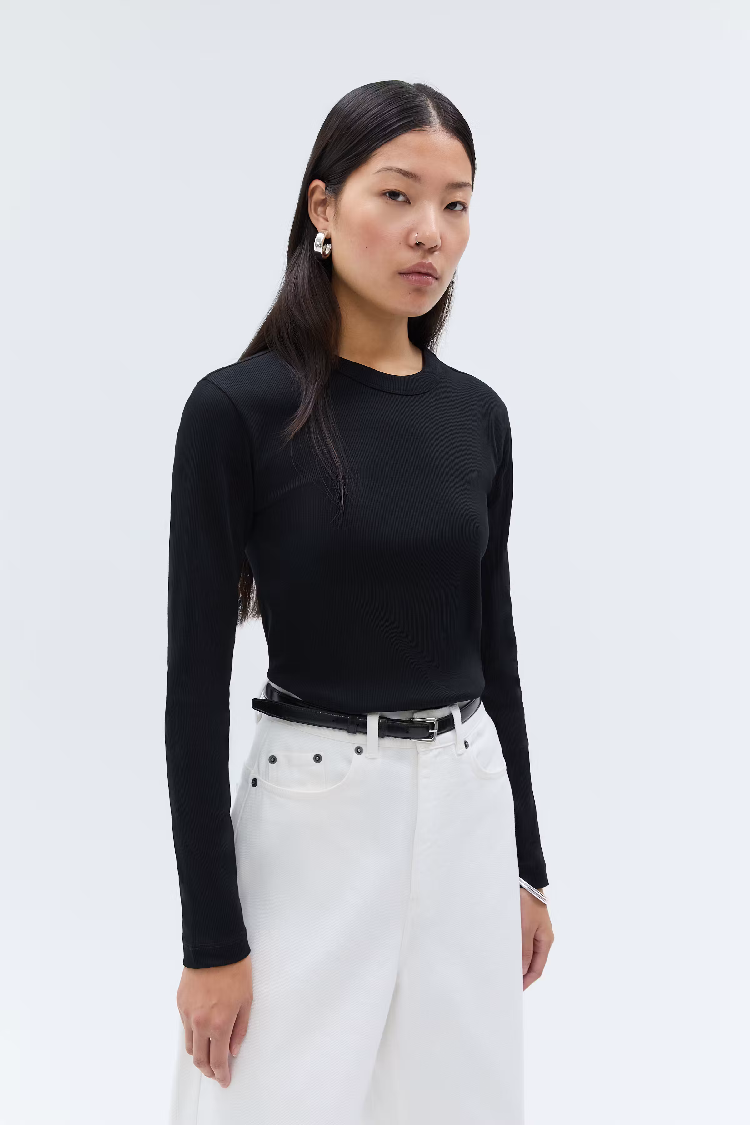 IOKOLLINA T-shirt LOOKBOOK FRONT 30600544-BK999