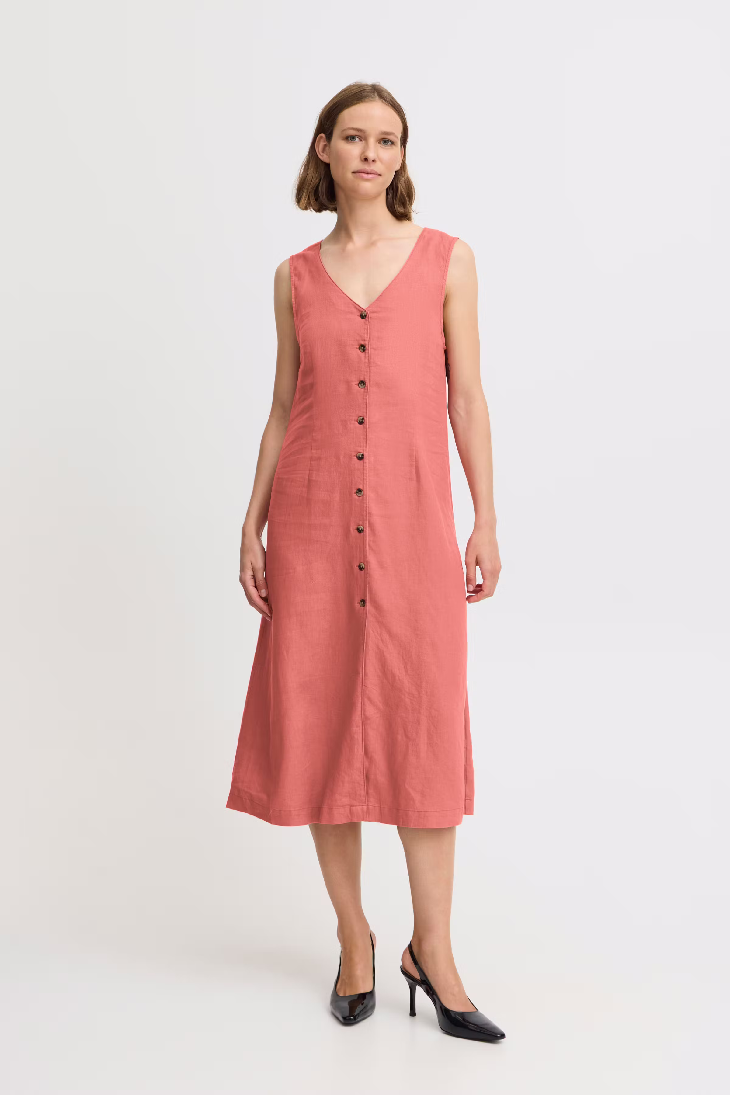 BYFALAKKA Dress LOOKBOOK FRONT 20816615-181436