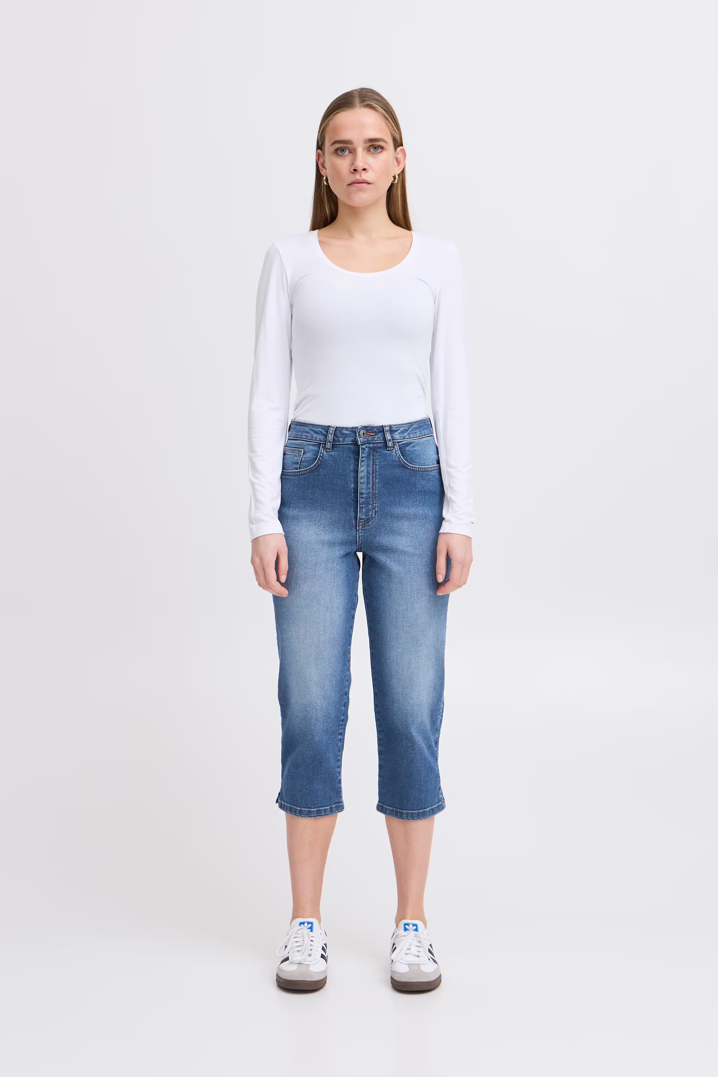 IHTWIGGY Caprihose LOOKBOOK FRONT 20123148-200928