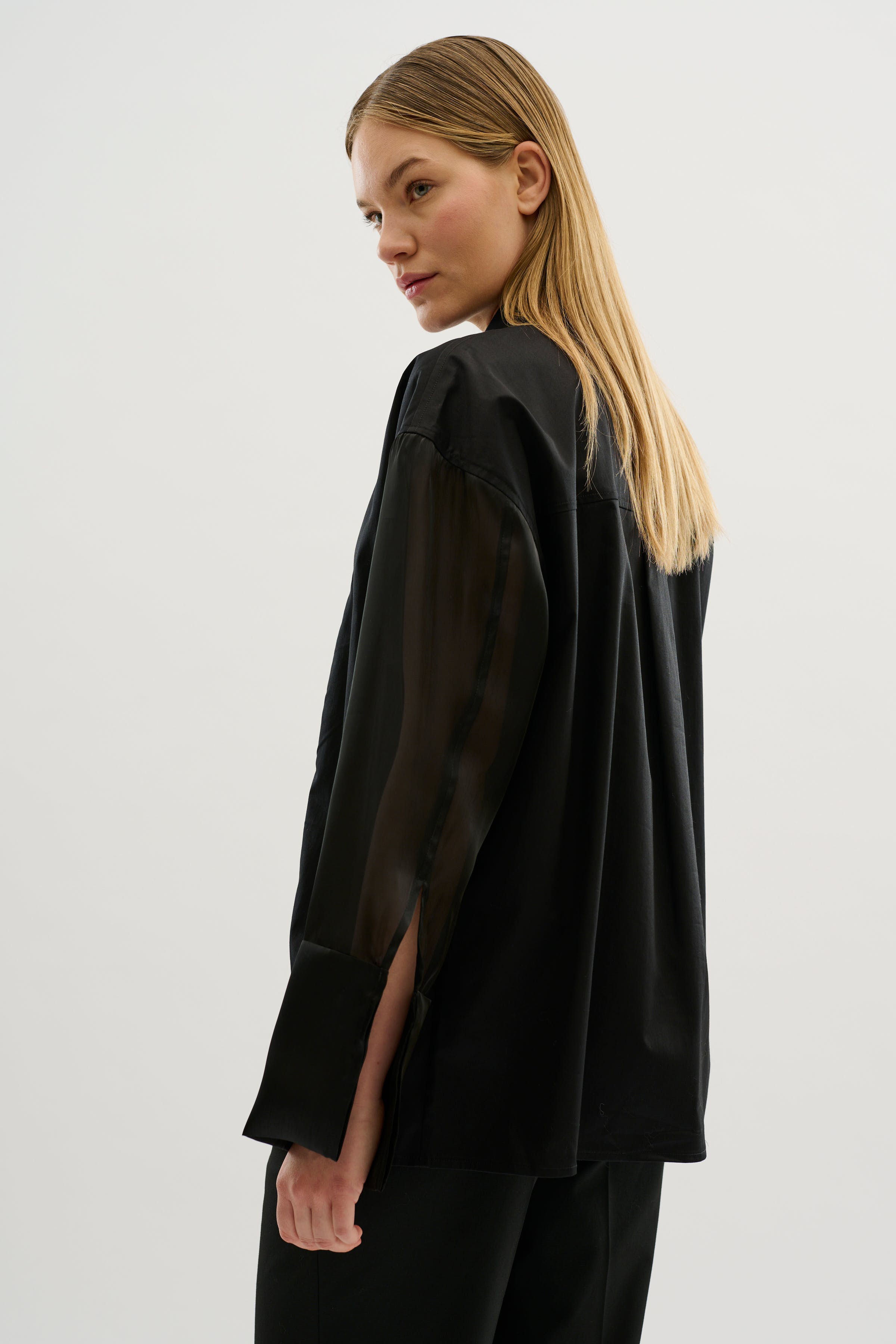 KBSilke Hemd LOOKBOOK FRONT 10105251-194008