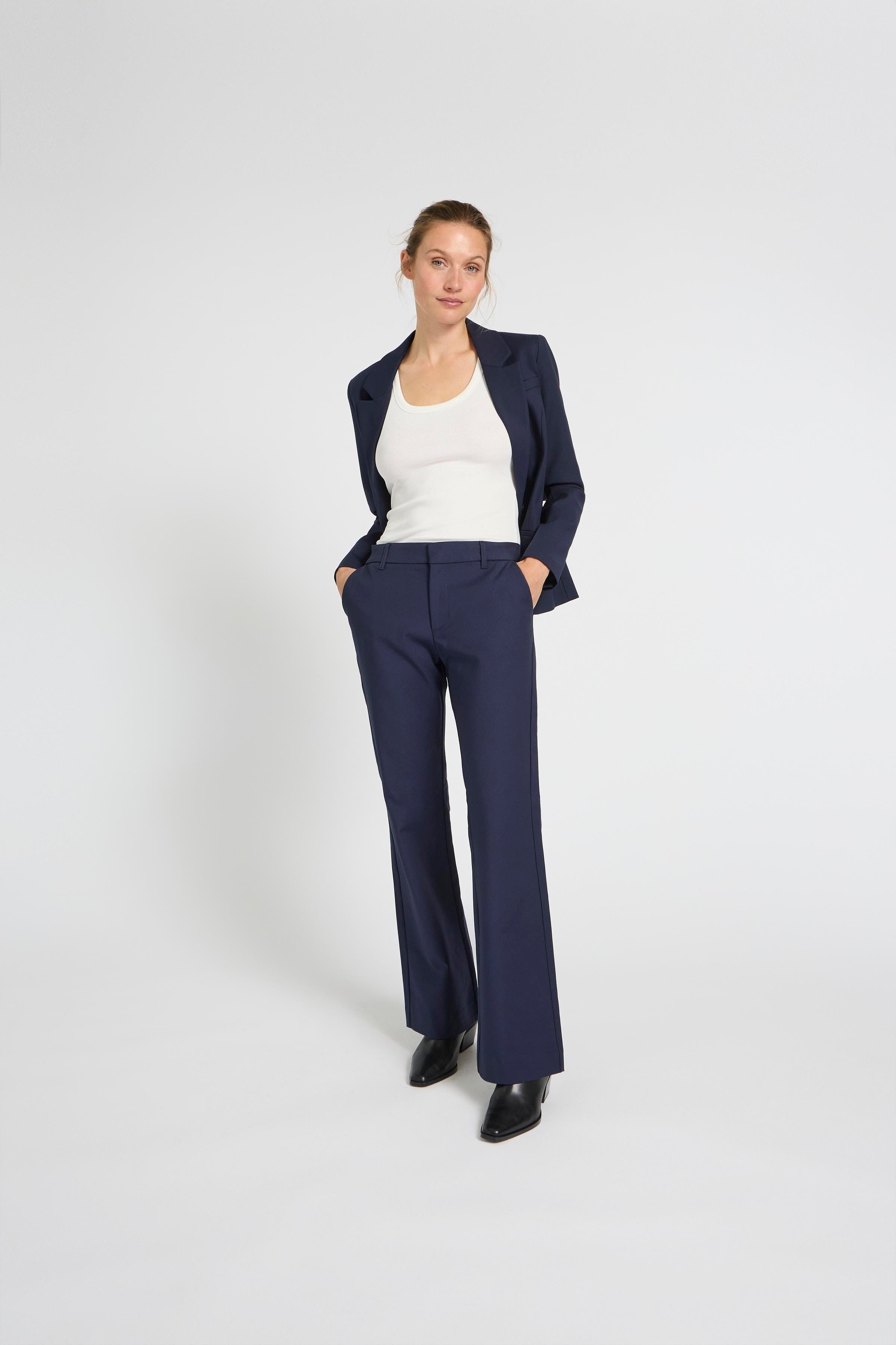 PZBINDY Blazer LOCATION NONE 50210337-194020
