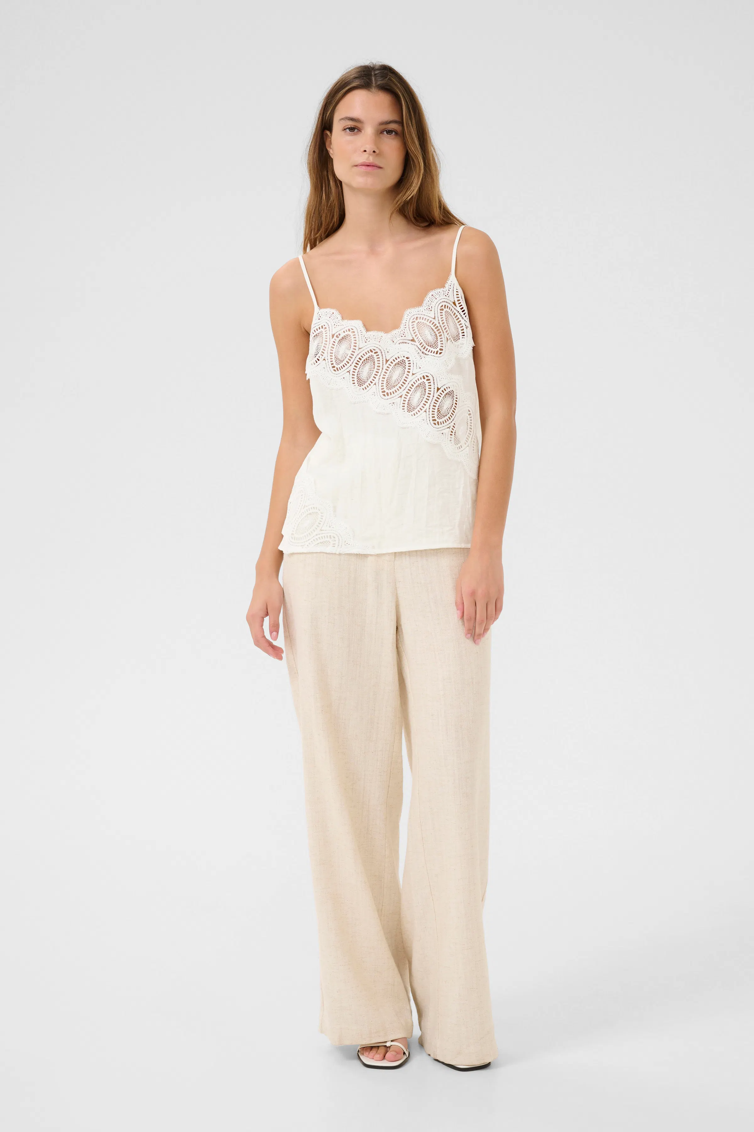 KBUrith Top LOOKBOOK FRONT 10105396-110103