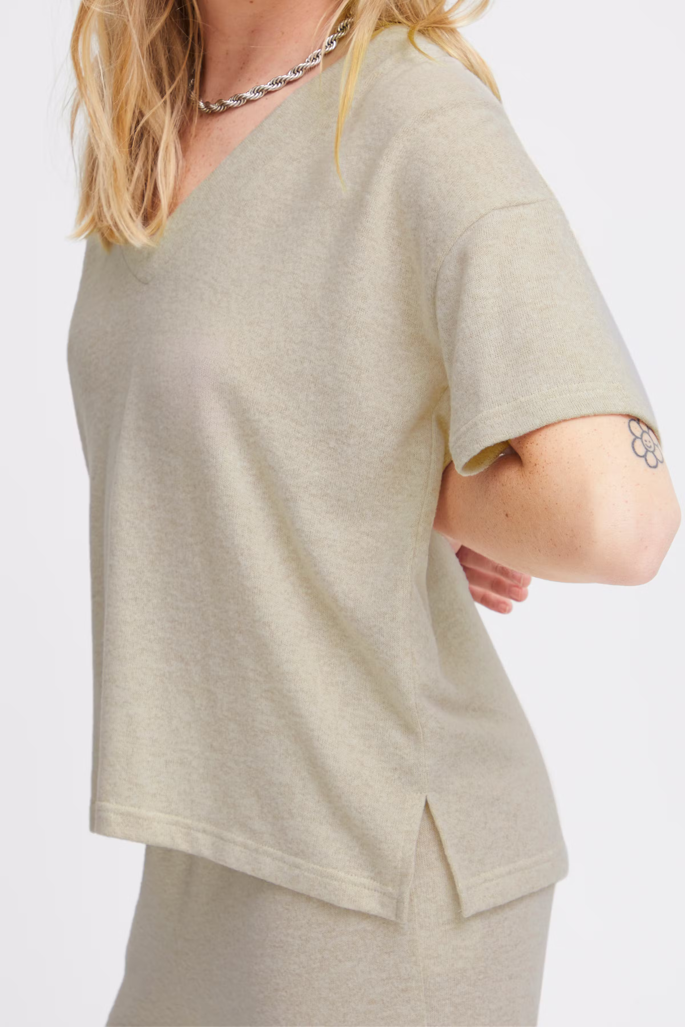 IHYOSE T-shirt LOOKBOOK DETAIL 20120469-1513081