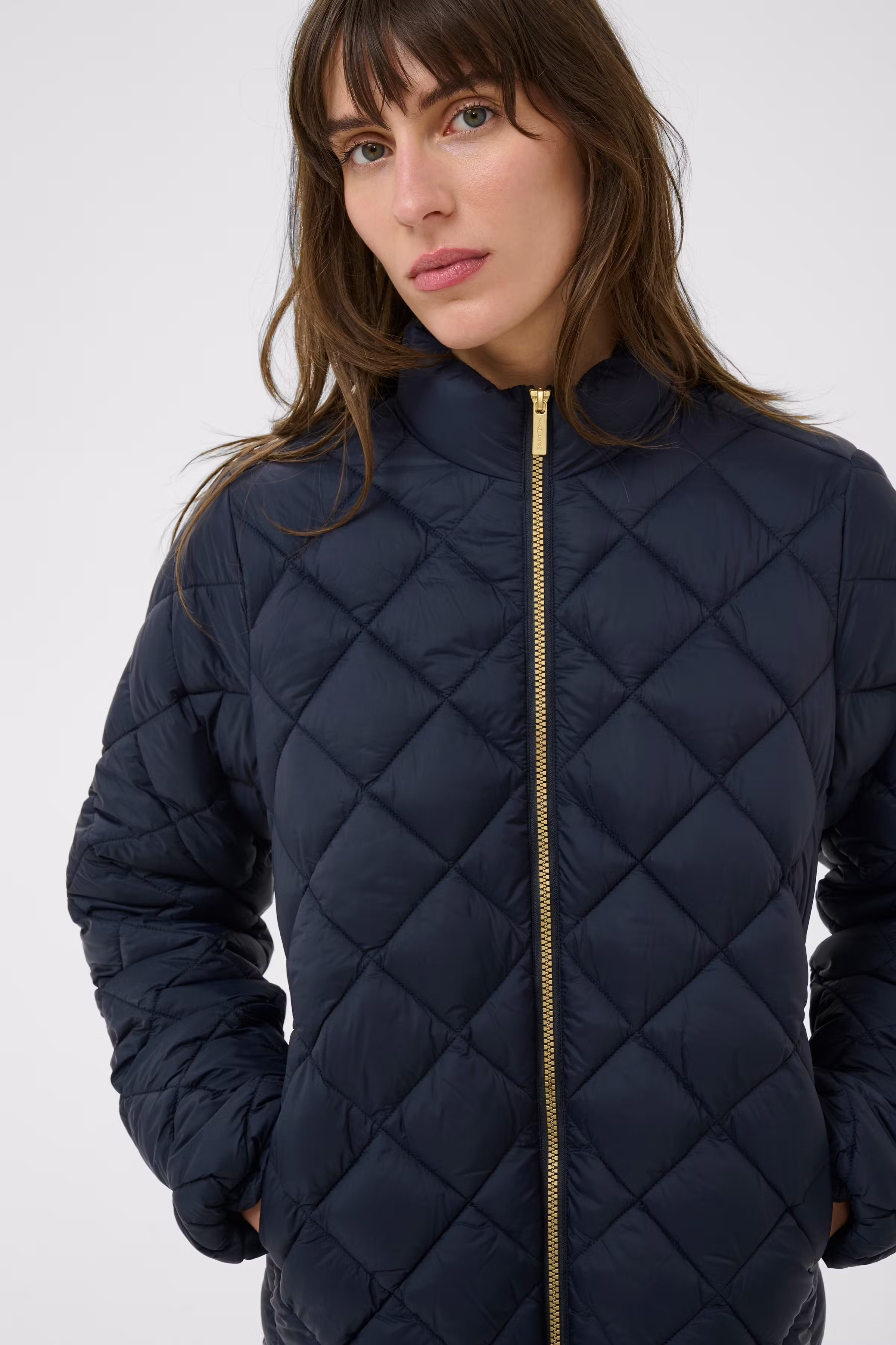 OliaPW Outerwear LOOKBOOK BACK 30310243-194013