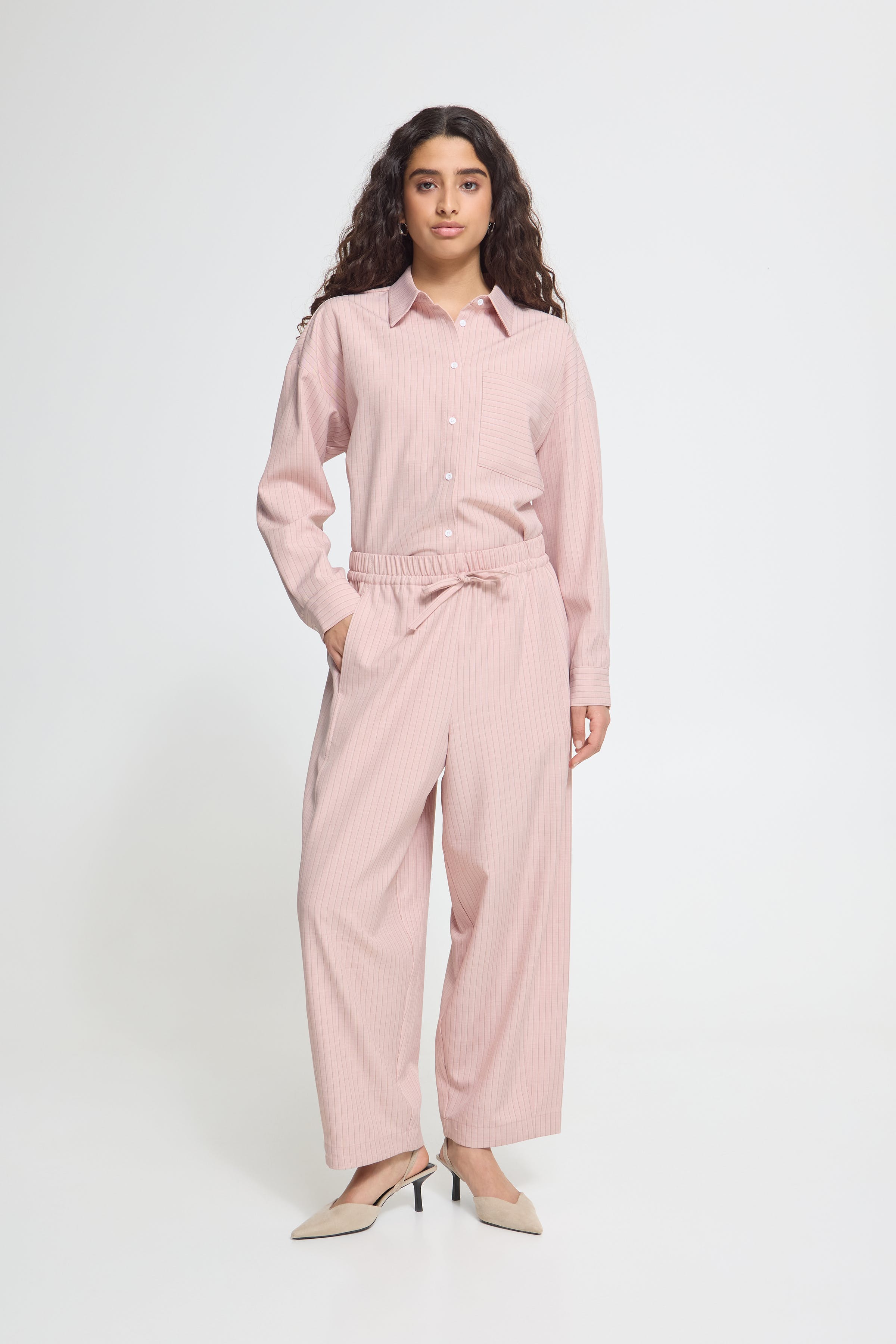 IXTRINE Trousers LOOKBOOK FRONT 20123490-141508