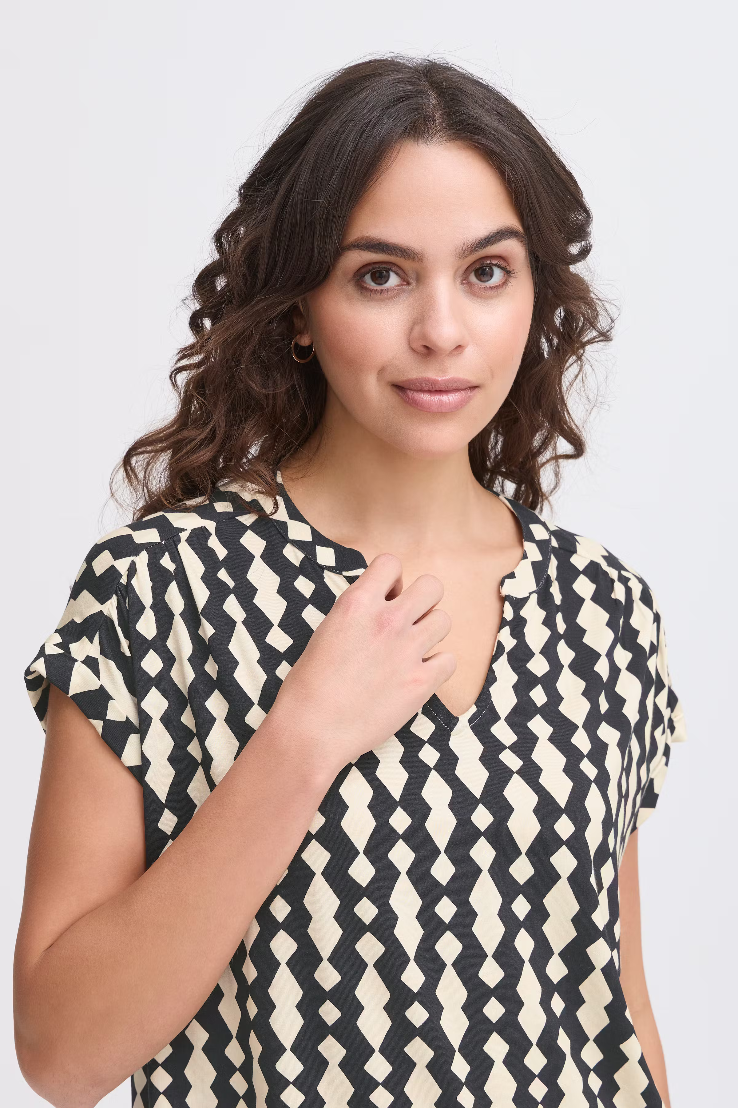 FRDOTTIE T-shirt LOOKBOOK DETAIL 20615712-204764