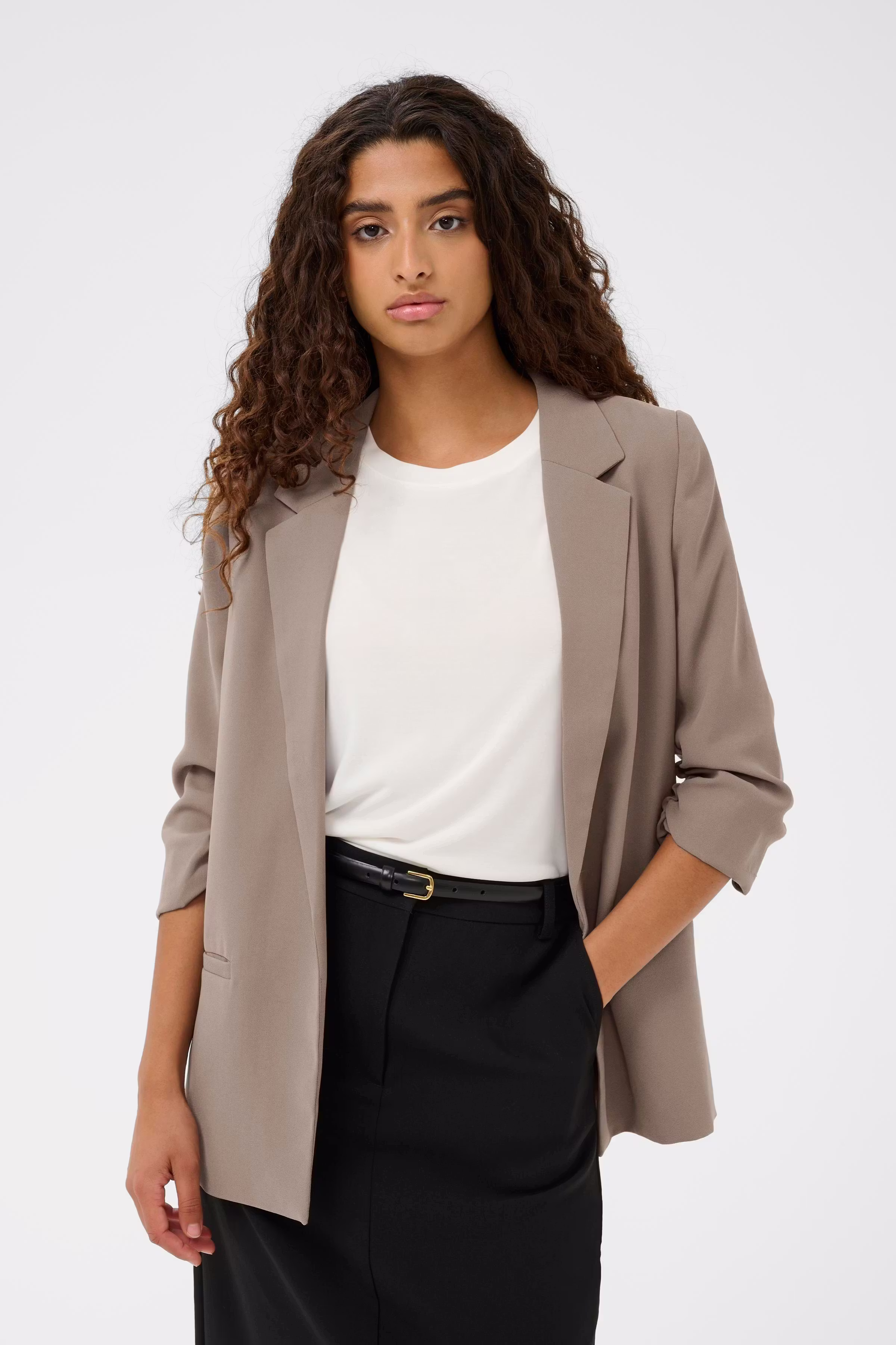 SLShirley Blazer LOOKBOOK FRONT 30403608-47036