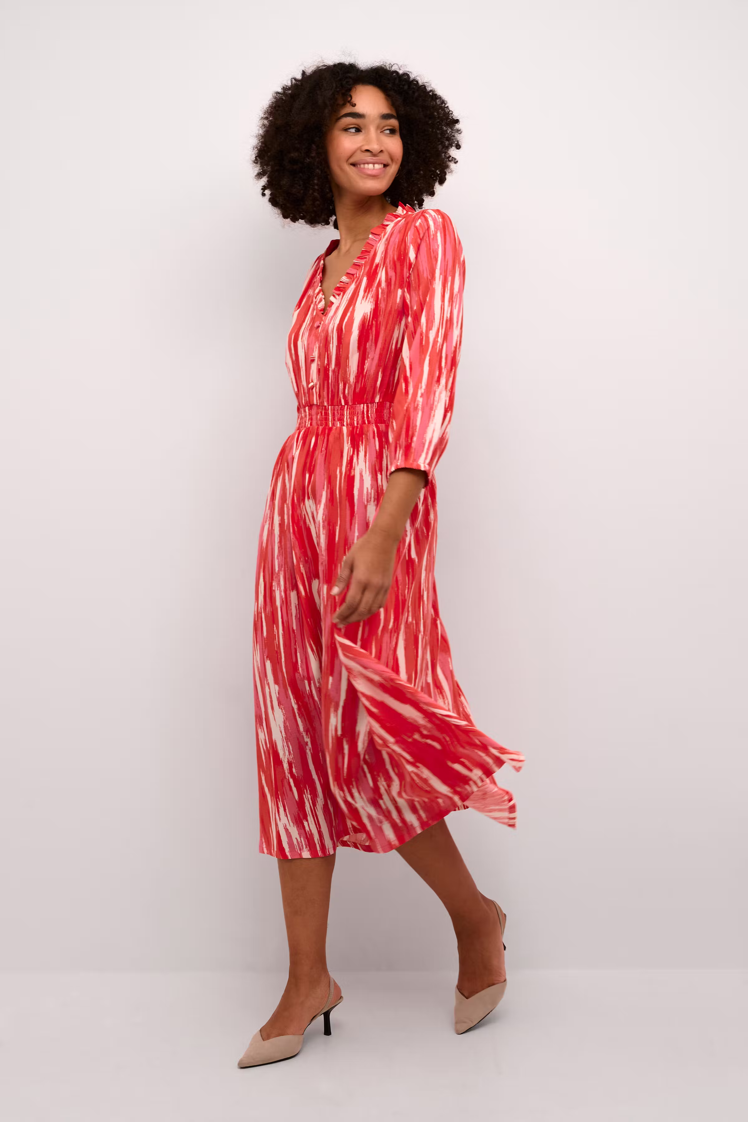 KAariana Kleid LOOKBOOK FRONT 10552342-106844