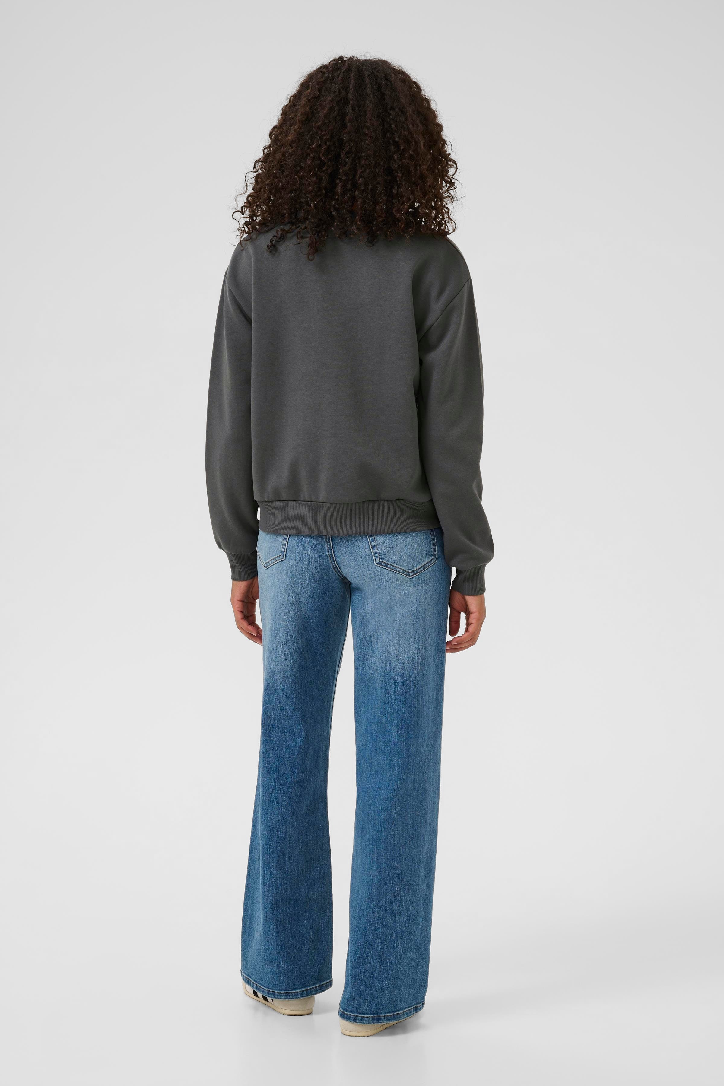 KAelenora Sweatshirt LOOKBOOK BACK 10510672-108375