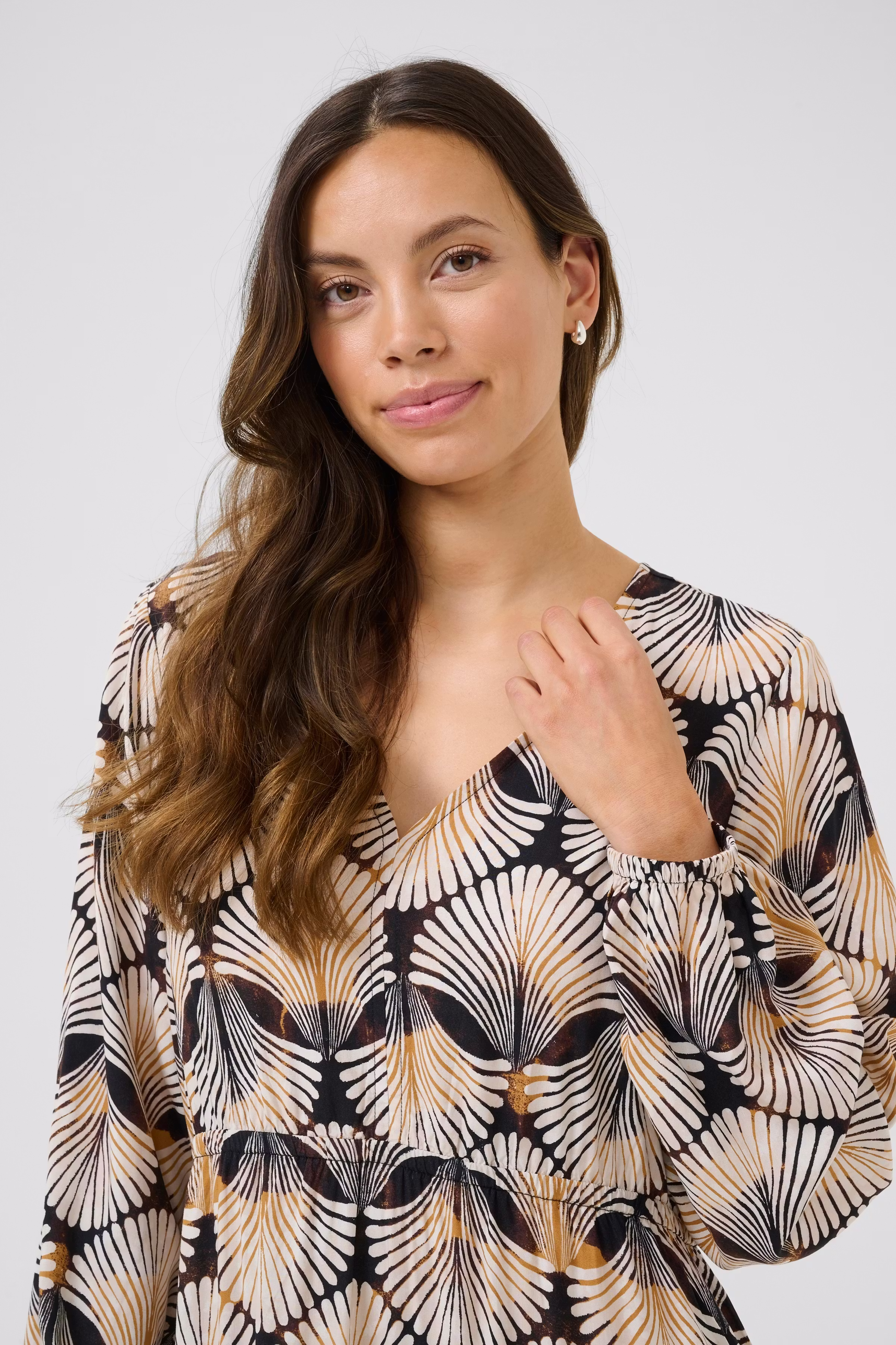 CRTiah Dress LOOKBOOK DETAIL 10613917-107888