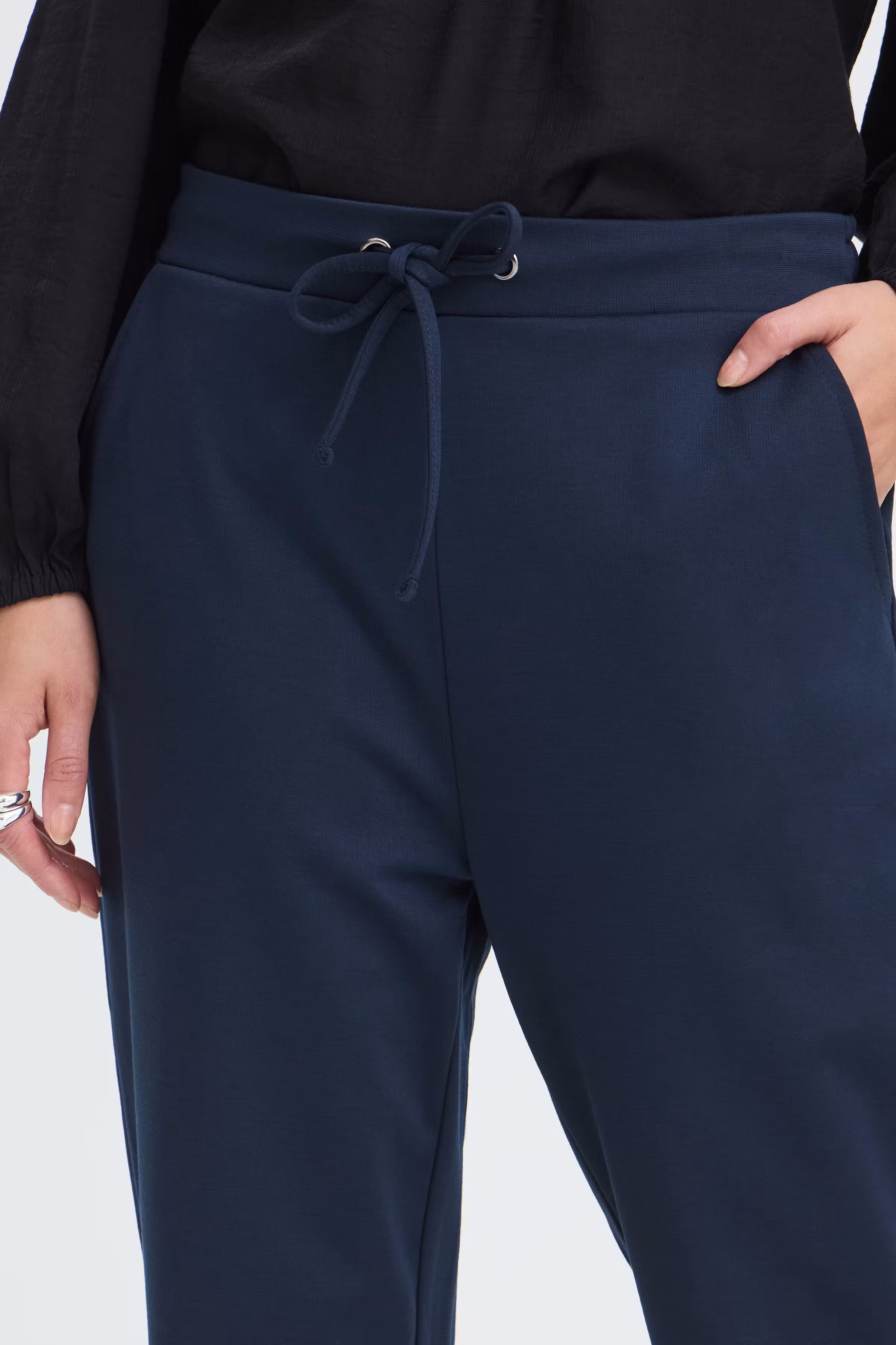FRBLAZER Bukser LOOKBOOK DETAIL 20618092-194010
