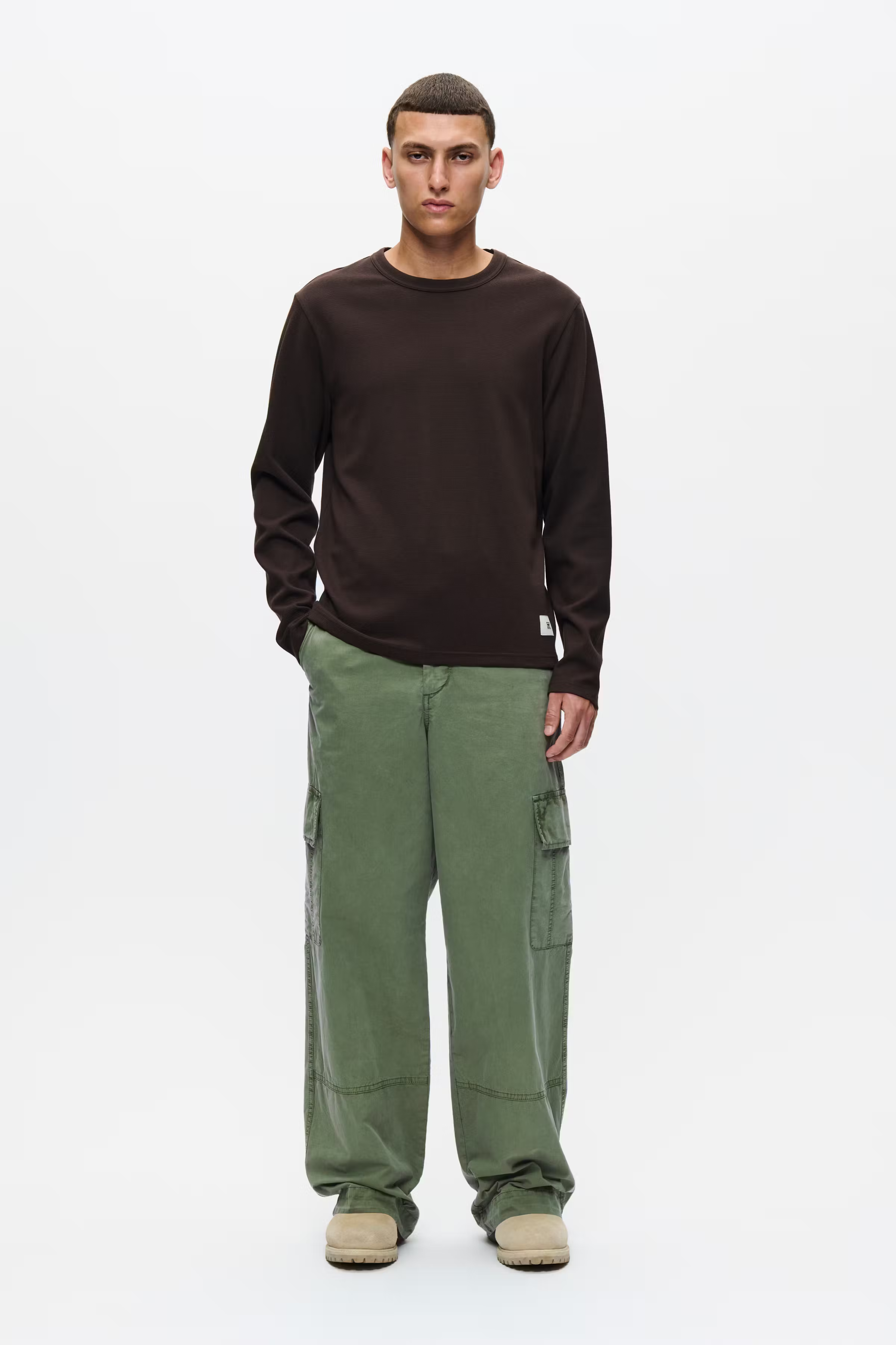 WWHendrix T-shirt LOOKBOOK FRONT 30251799-191109