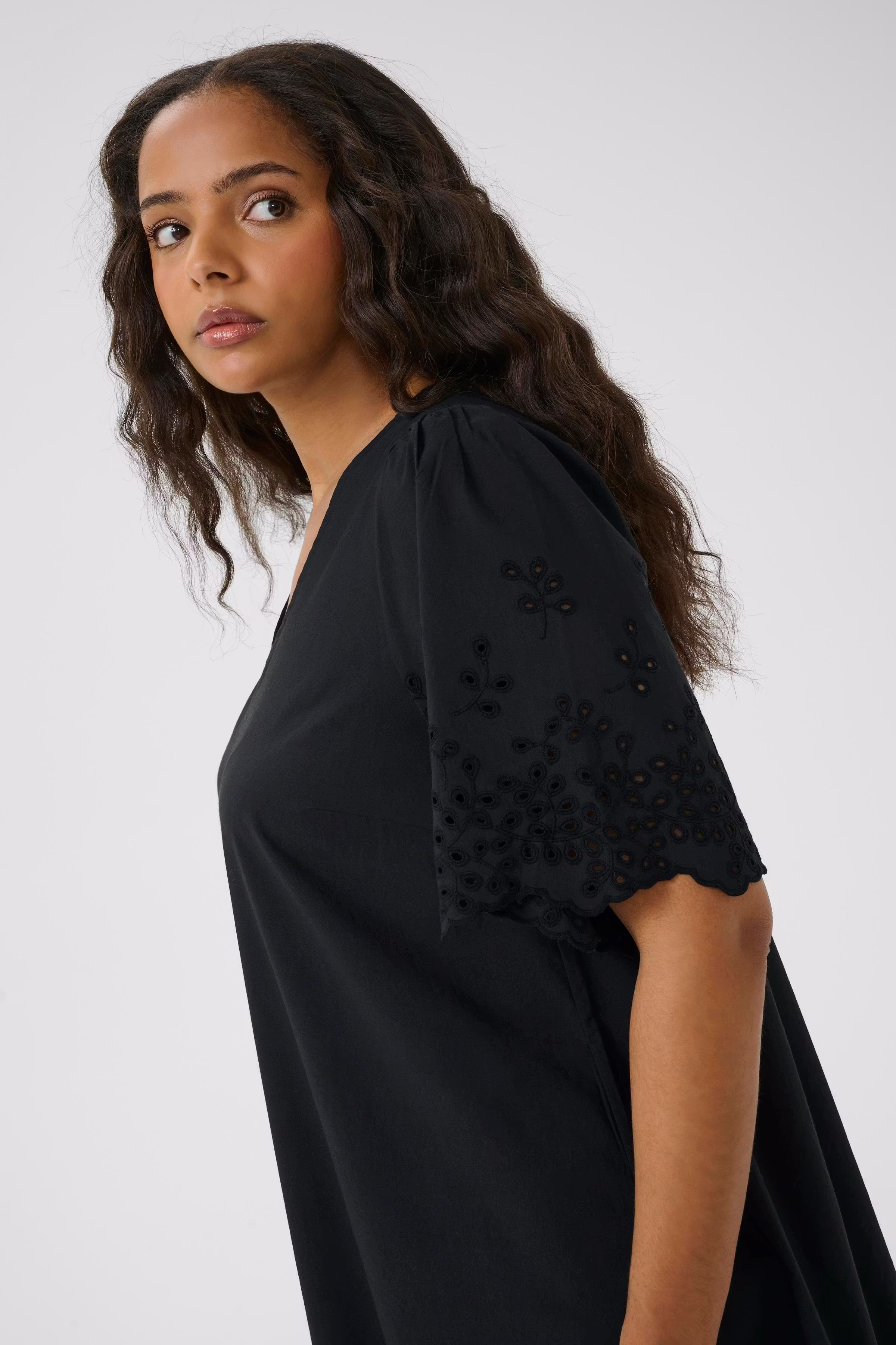KClouisia Kleid LOOKBOOK DETAIL 10583734-100121