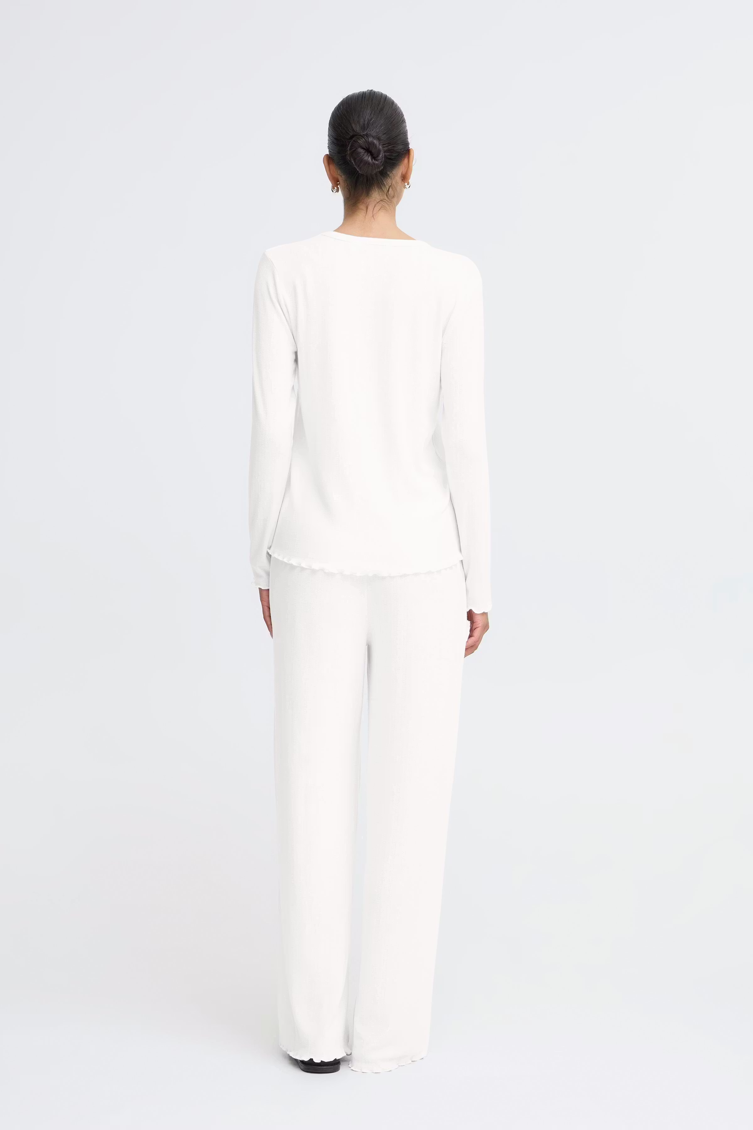 BYPJ LOOKBOOK BACK 20818609-114300