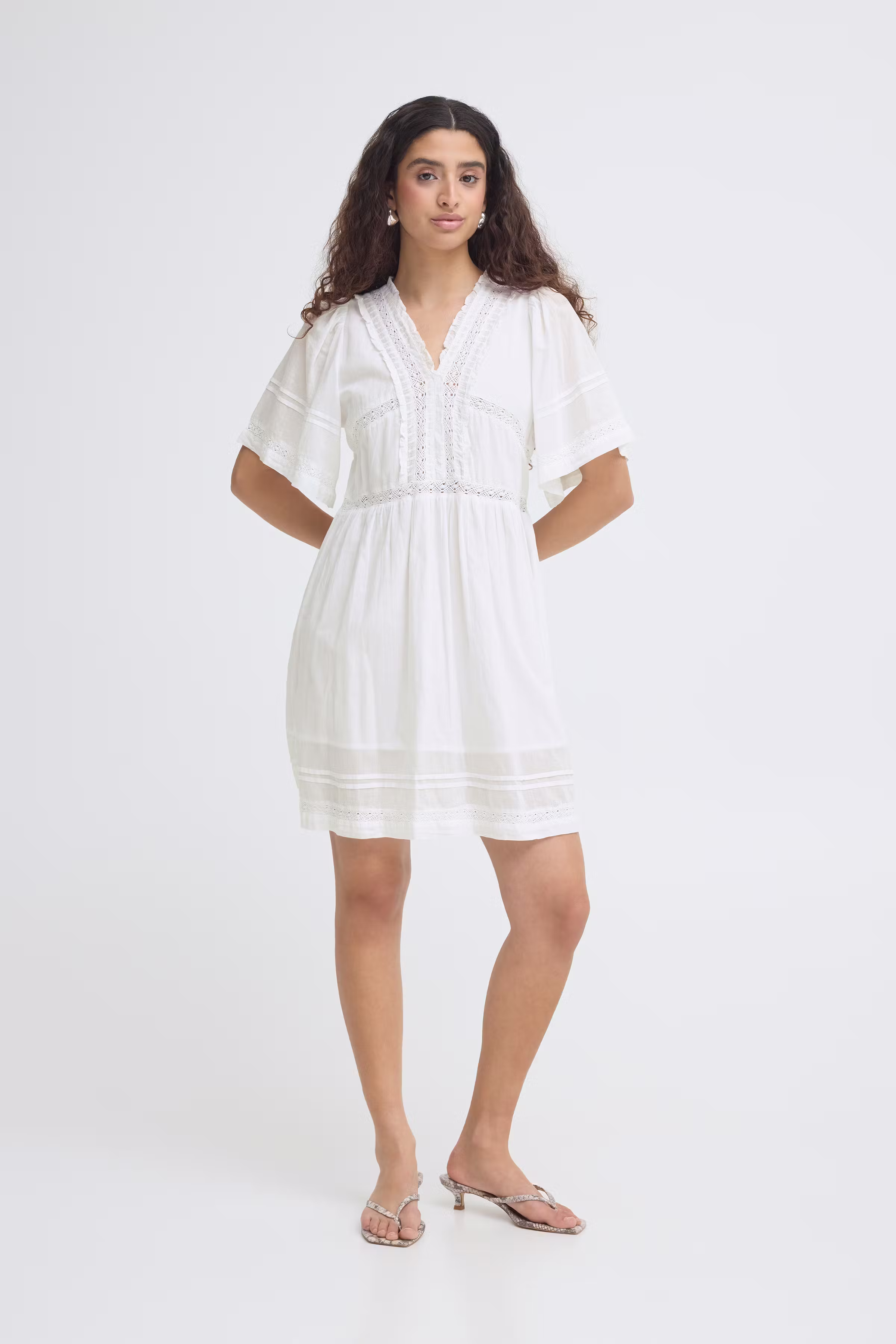 IHVOILANA Kjole LOOKBOOK FRONT 20126705-114201