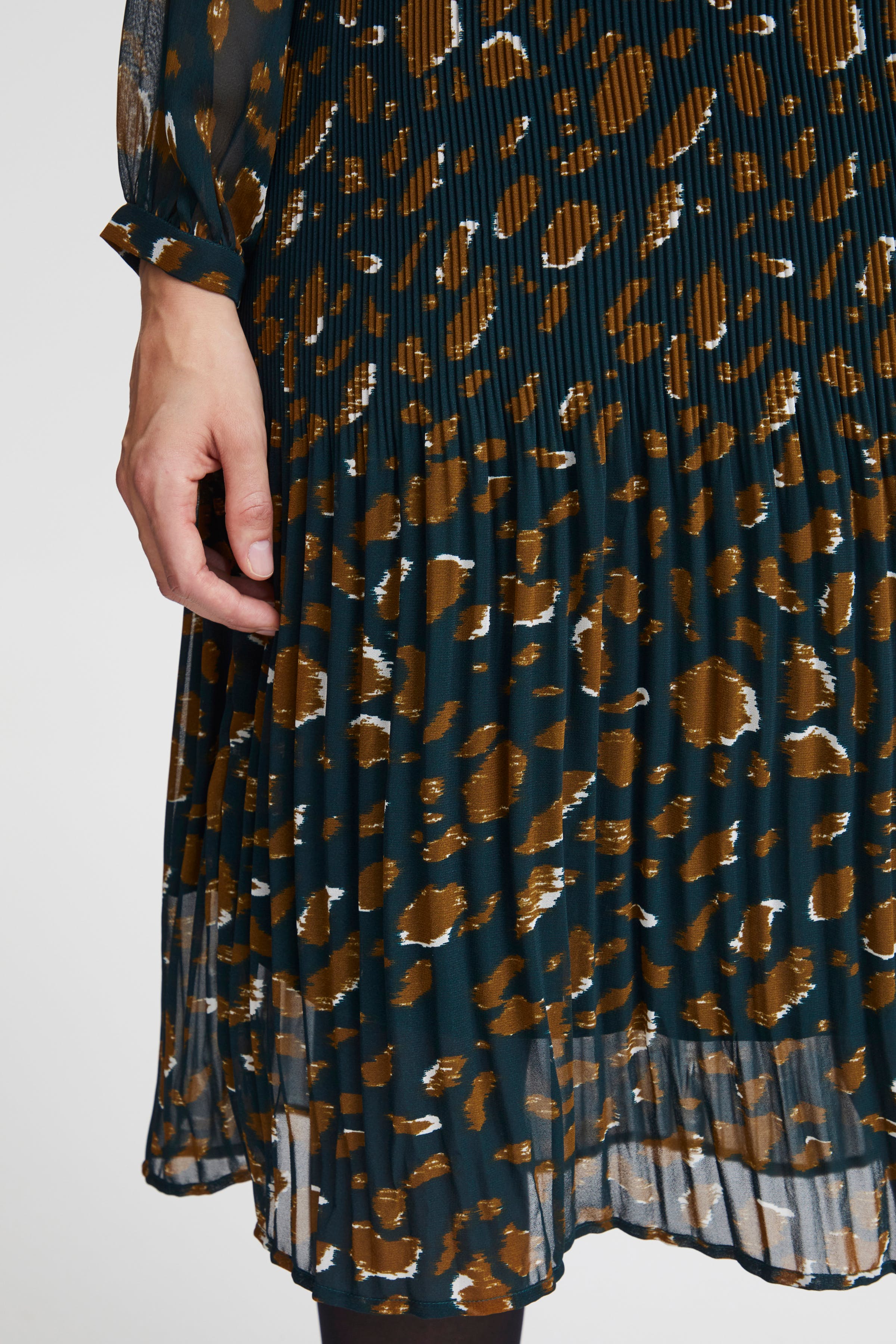 FRPLEATS Klänning LOOKBOOK DETAIL 20612988-202573