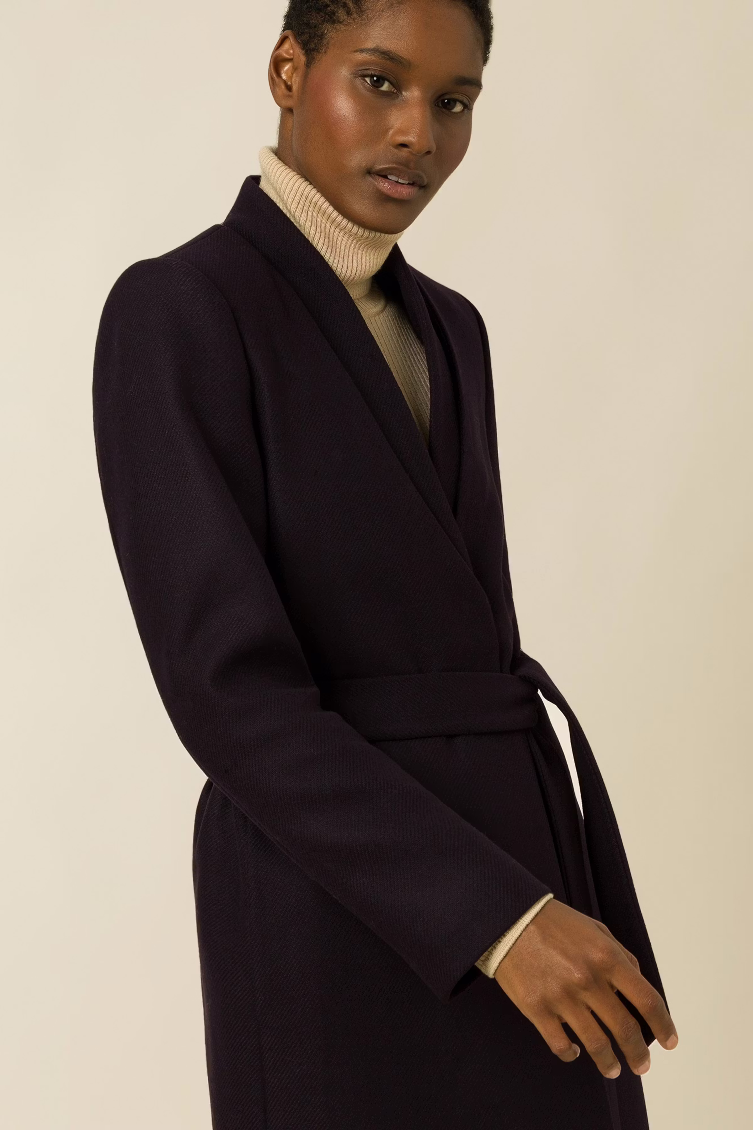 CHRISTINA Coat LOOKBOOK DETAIL 30600210-BK999