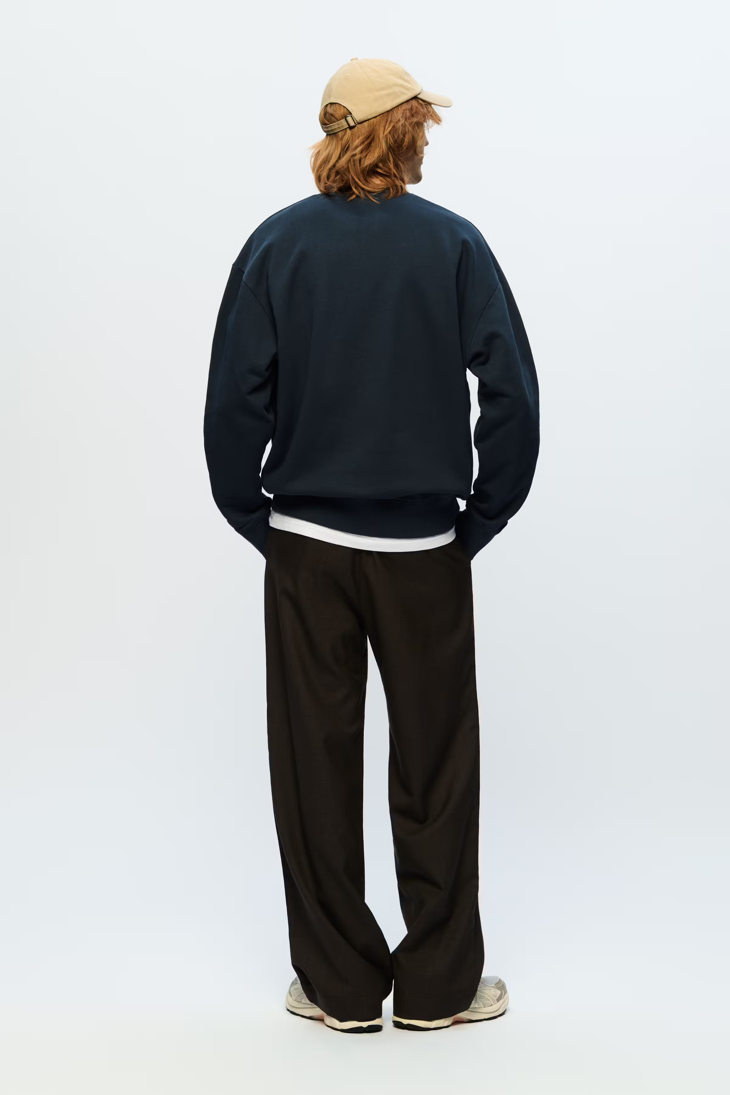 WWNoel Sweatshirt LOOKBOOK BACK 30251461-194009