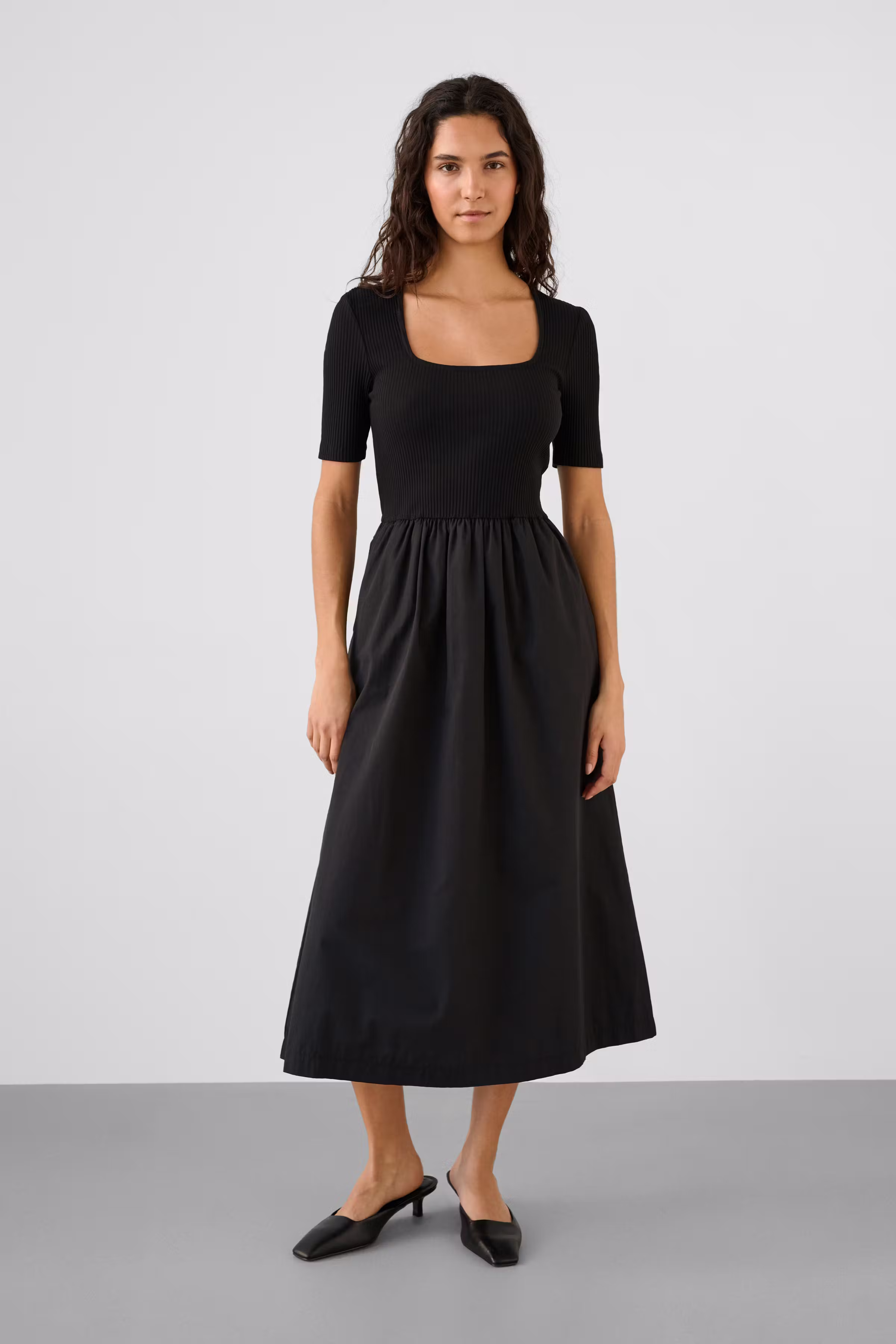 SLSimone Dress LOOKBOOK FRONT 30408550-194008