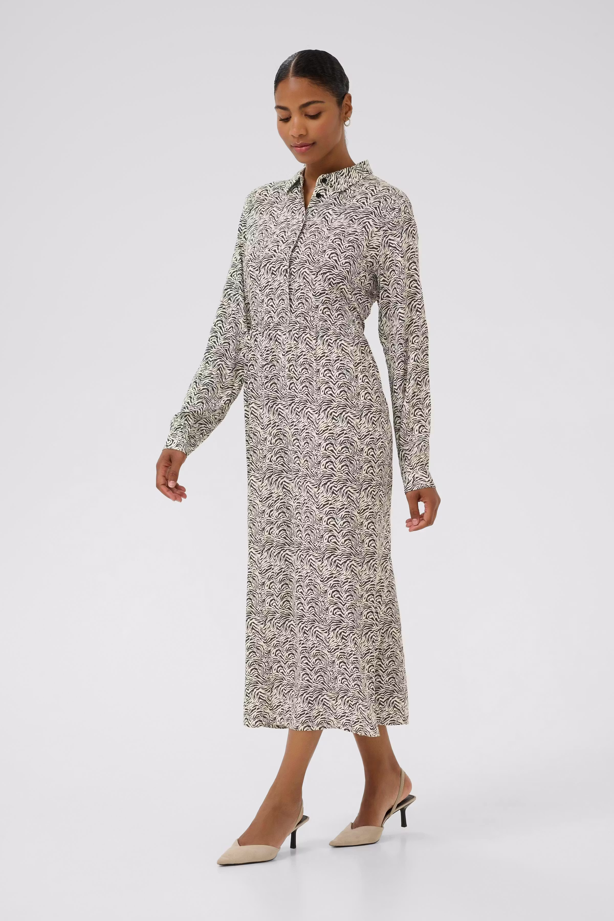 KAmiriam Skirt LOOKBOOK FRONT 10510552-108215