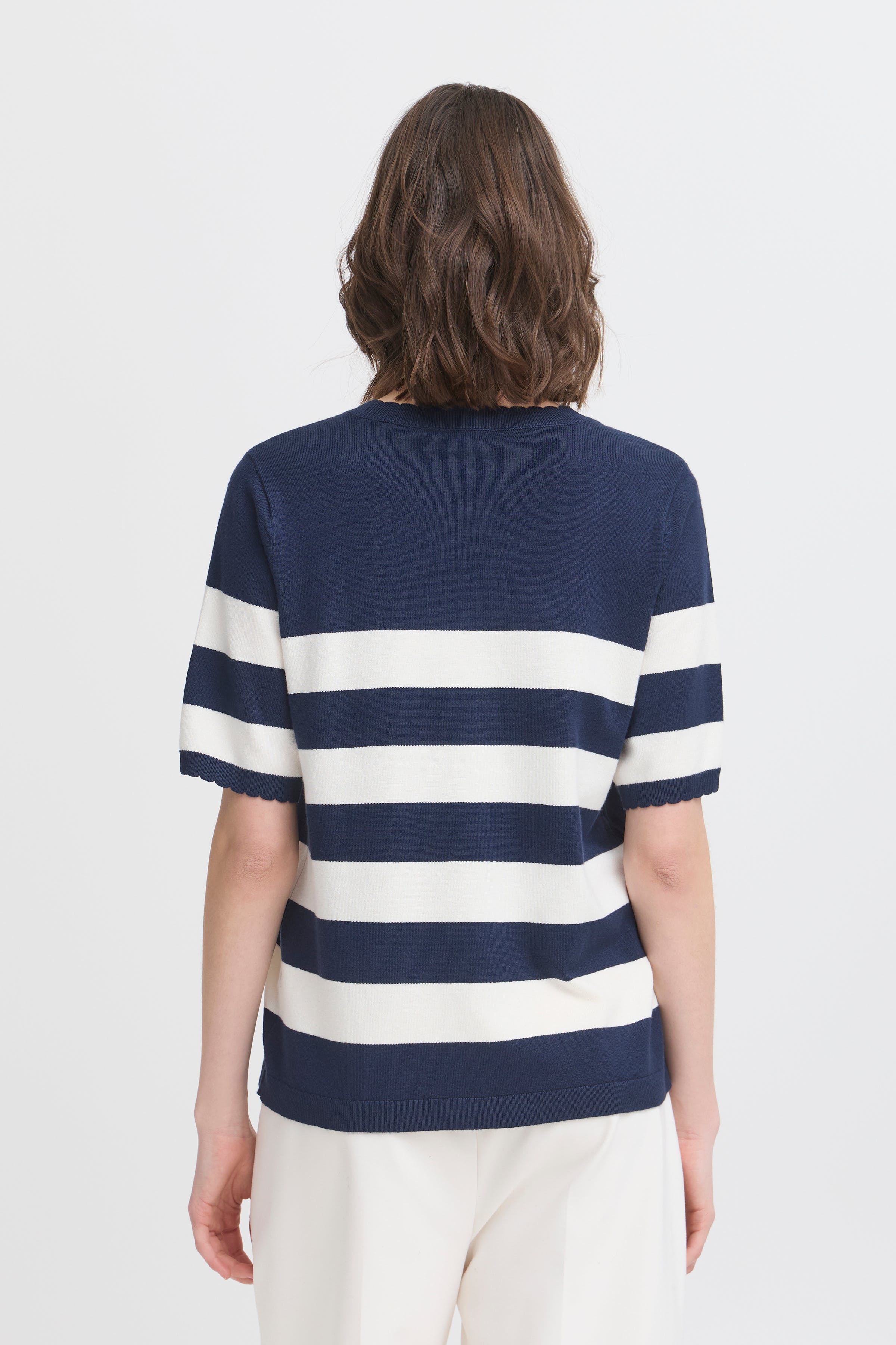 FRCONTRAST Pullover LOOKBOOK BACK 20616246-205436