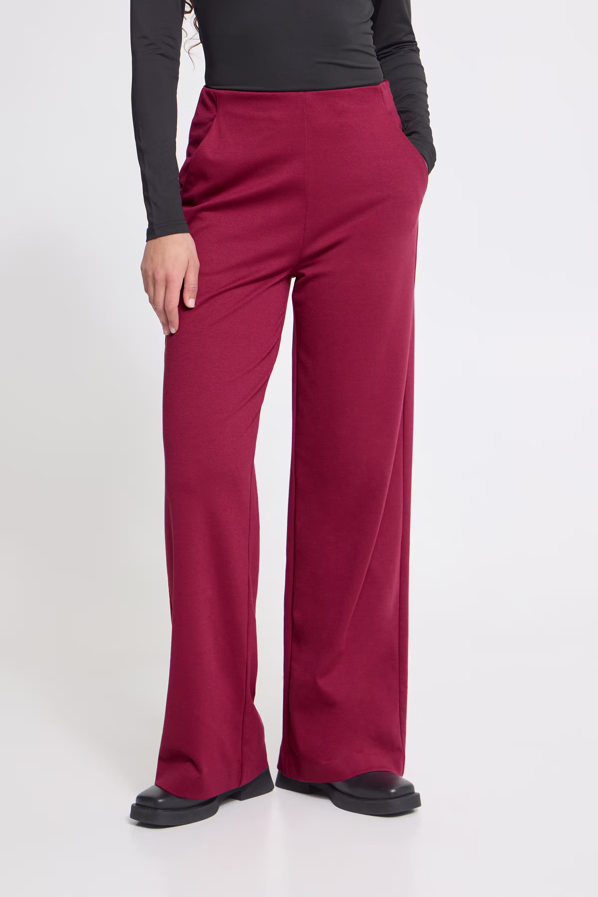 IHKATE Trousers LOOKBOOK FRONT 20123476-192024