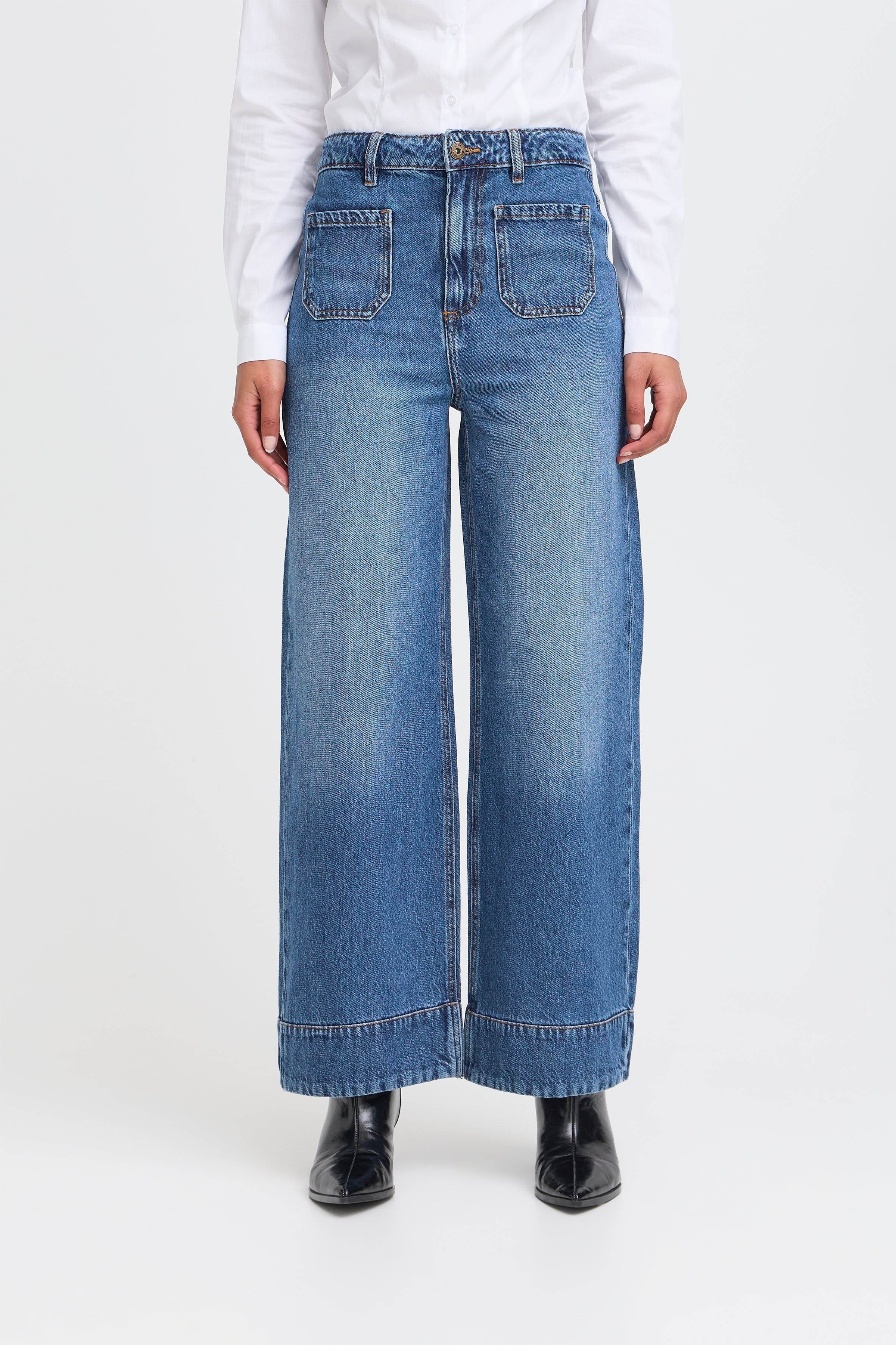 IHPAMALA Jeans LOOKBOOK FRONT 20124977-200340