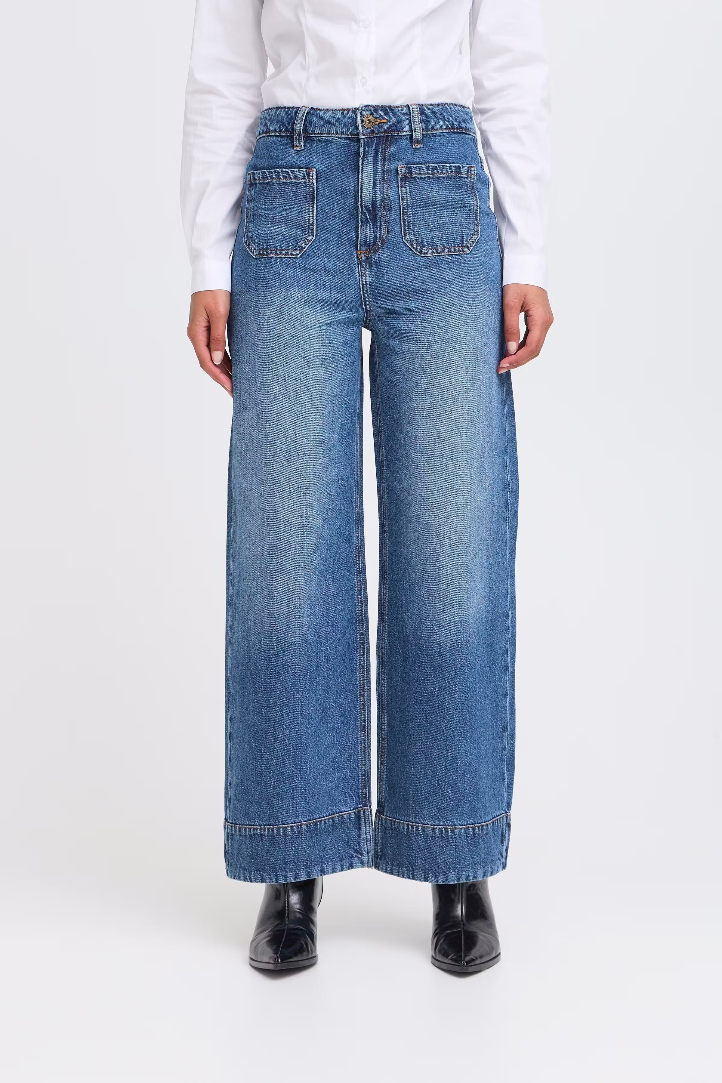 IHPAMALA Jeans LOOKBOOK FRONT 20124977-200340