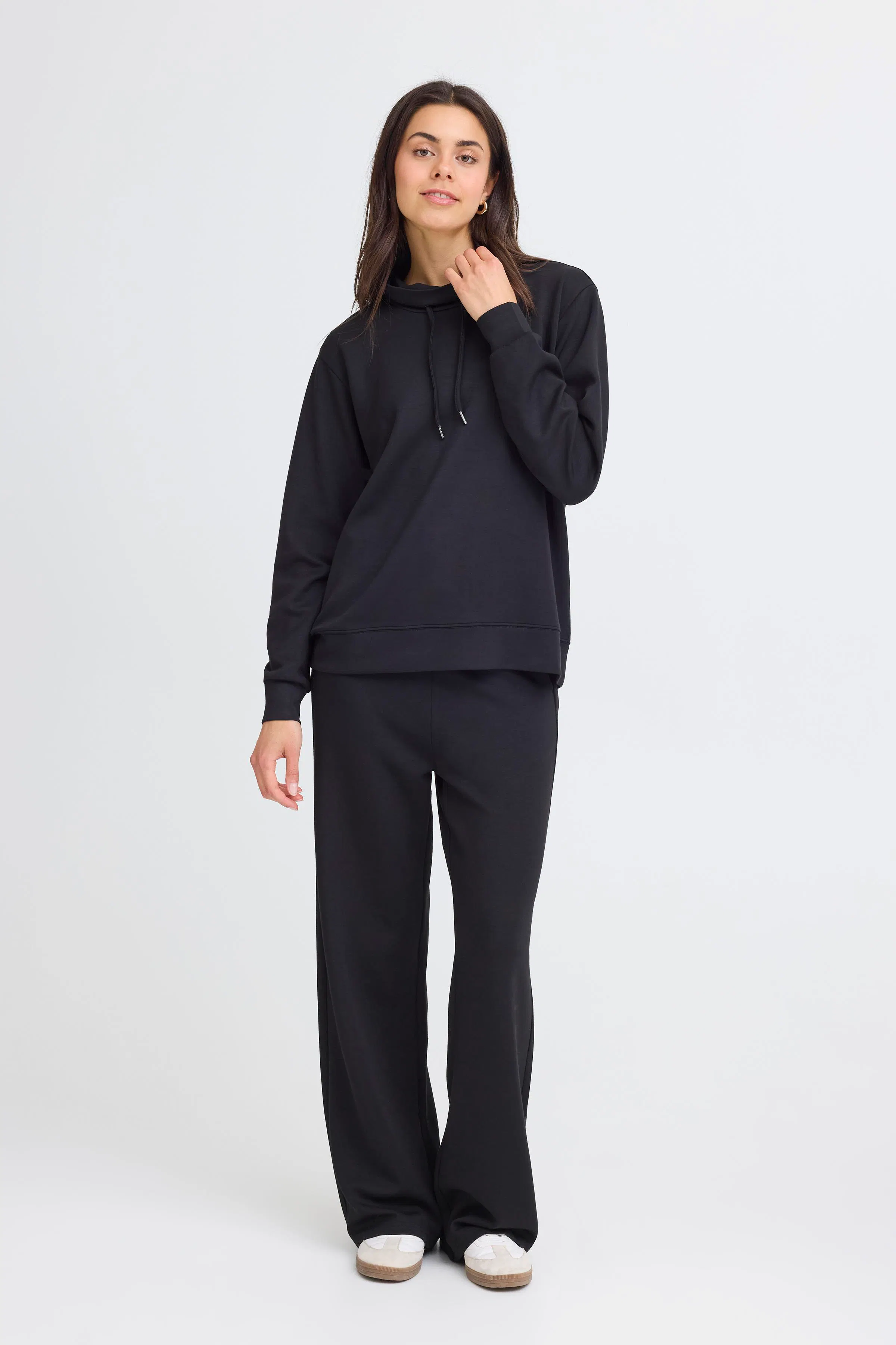 FRAURORA Sweatshirt LOOKBOOK FRONT 20615947-194008
