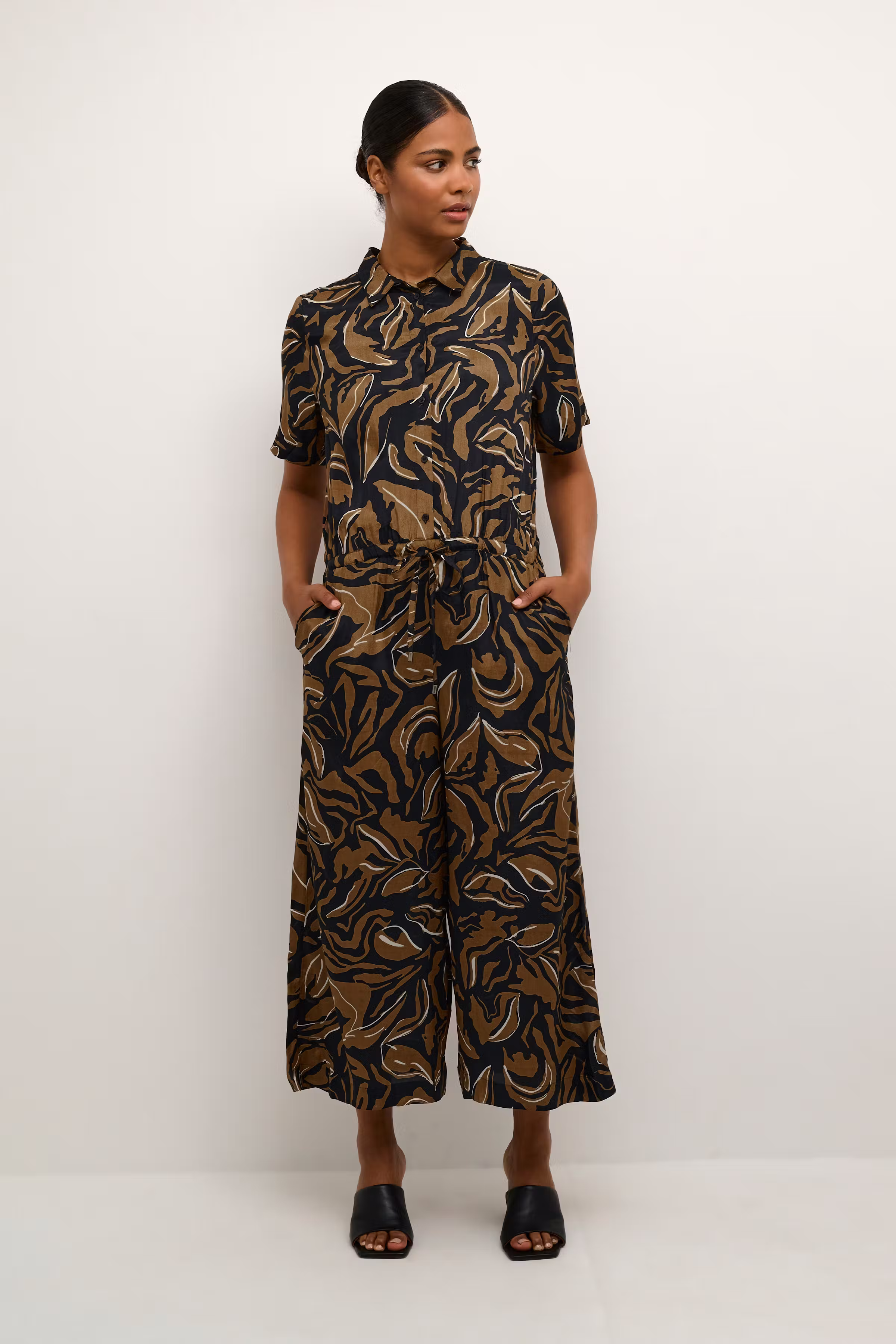 KAdorita Jumpsuit LOOKBOOK FRONT 10507717-104470