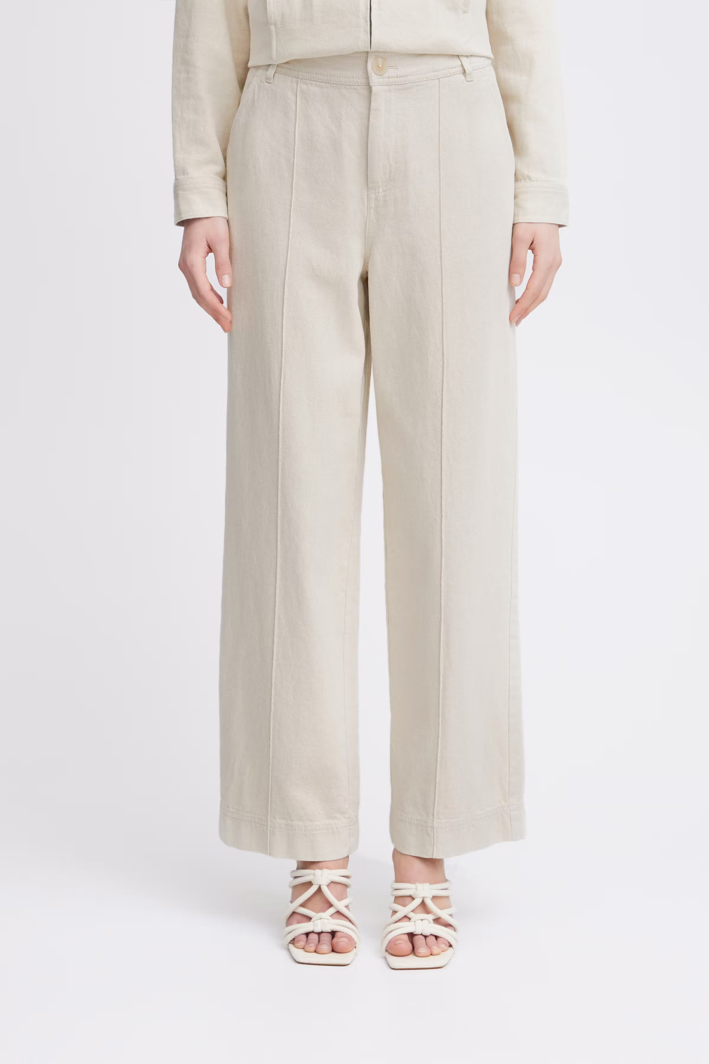 IRKUNIS Jeans LOOKBOOK FRONT 20120570-130905