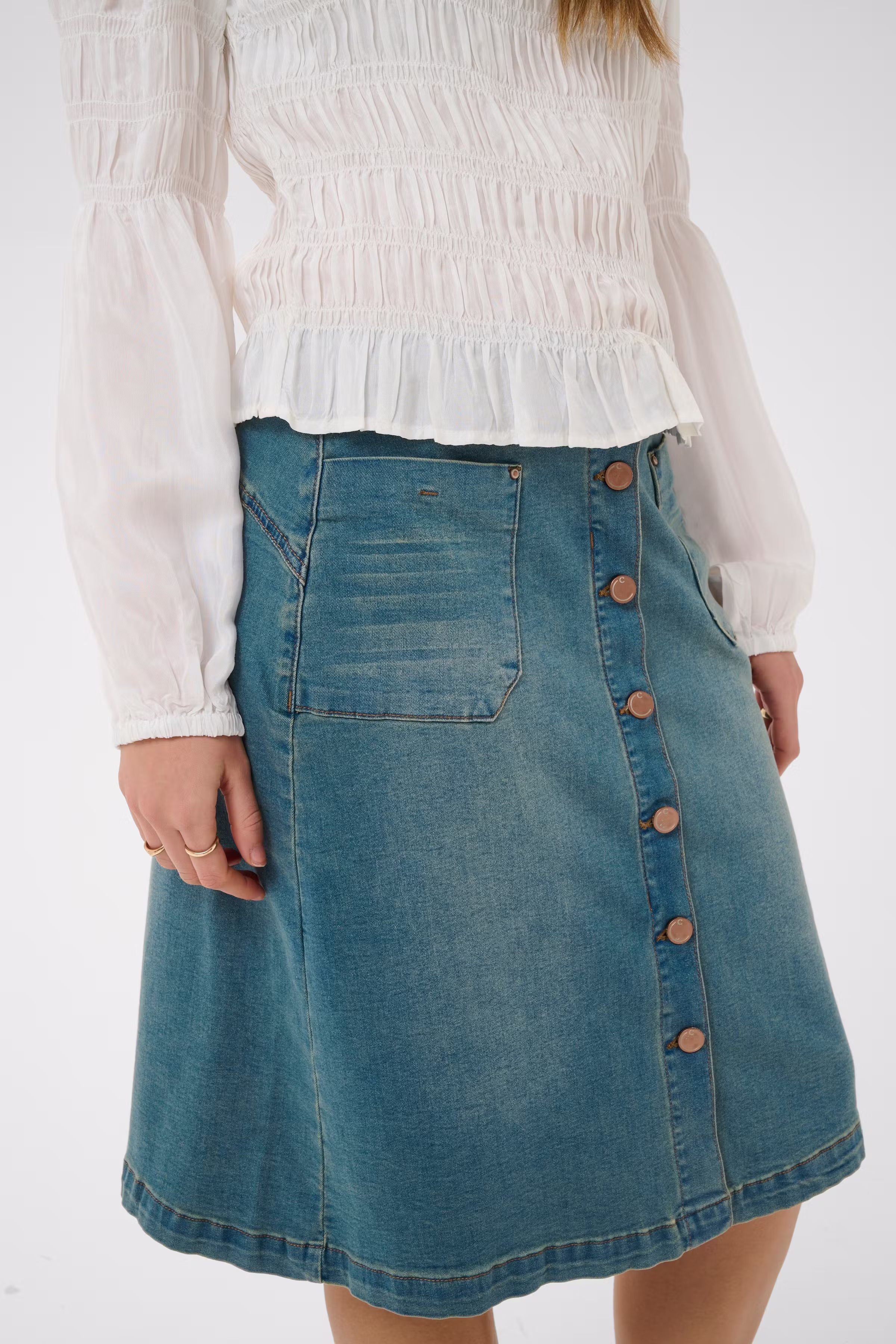 CRLone Skirt LOOKBOOK DETAIL 10607550-100938